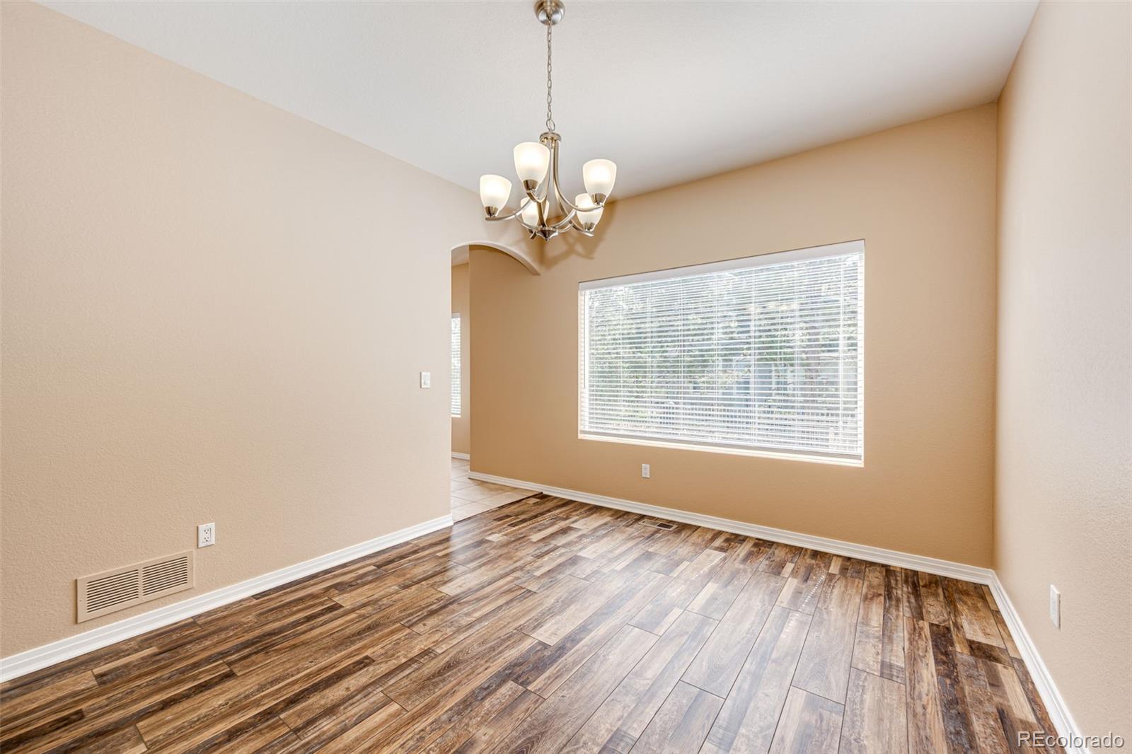 MLS Image #15 for 19076 e maplewood avenue,aurora, Colorado