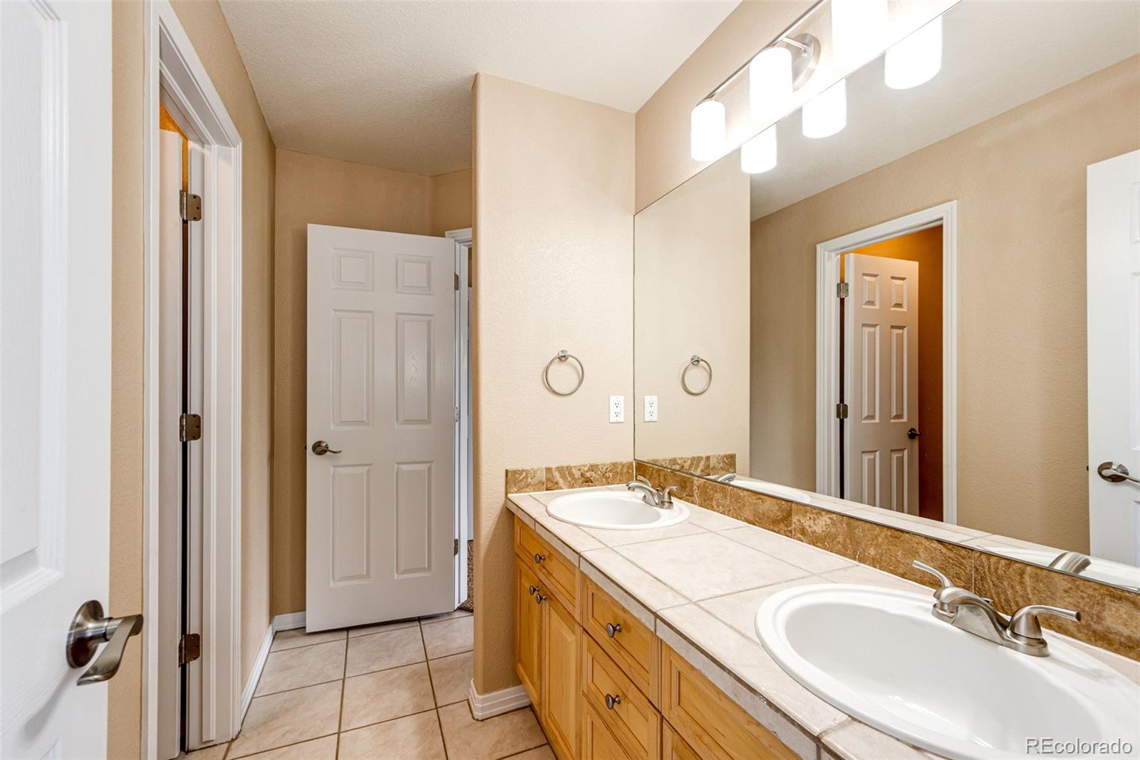 MLS Image #28 for 19076 e maplewood avenue,aurora, Colorado