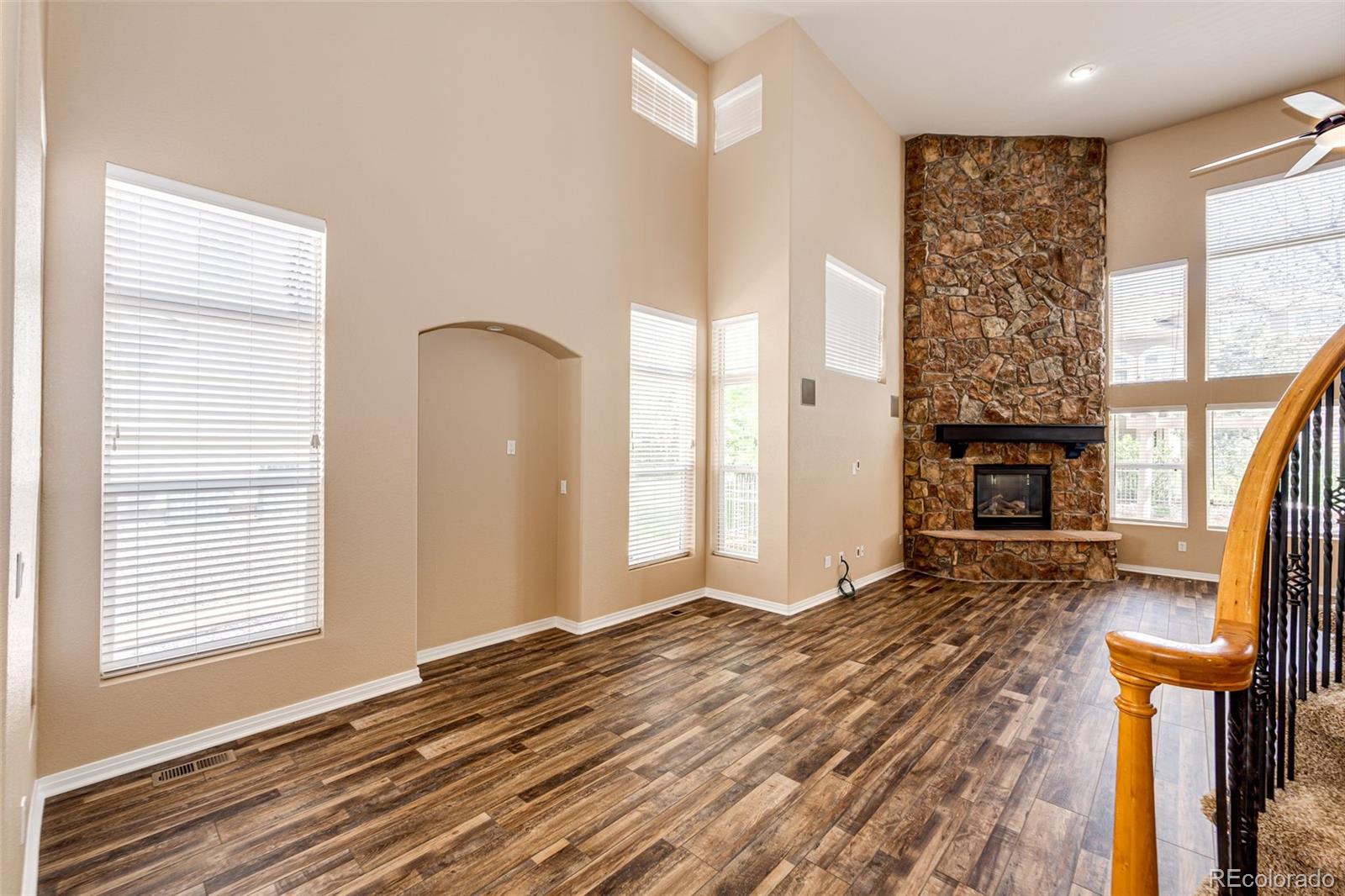 MLS Image #5 for 19076 e maplewood avenue,aurora, Colorado