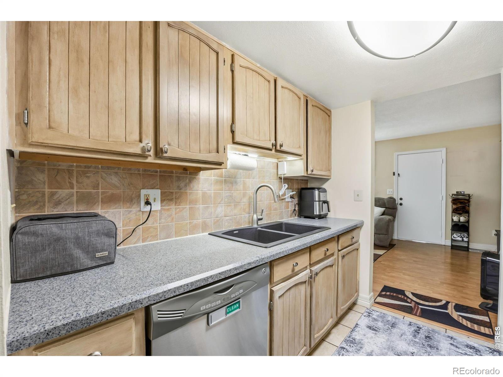 MLS Image #4 for 360 s balsam street,lakewood, Colorado
