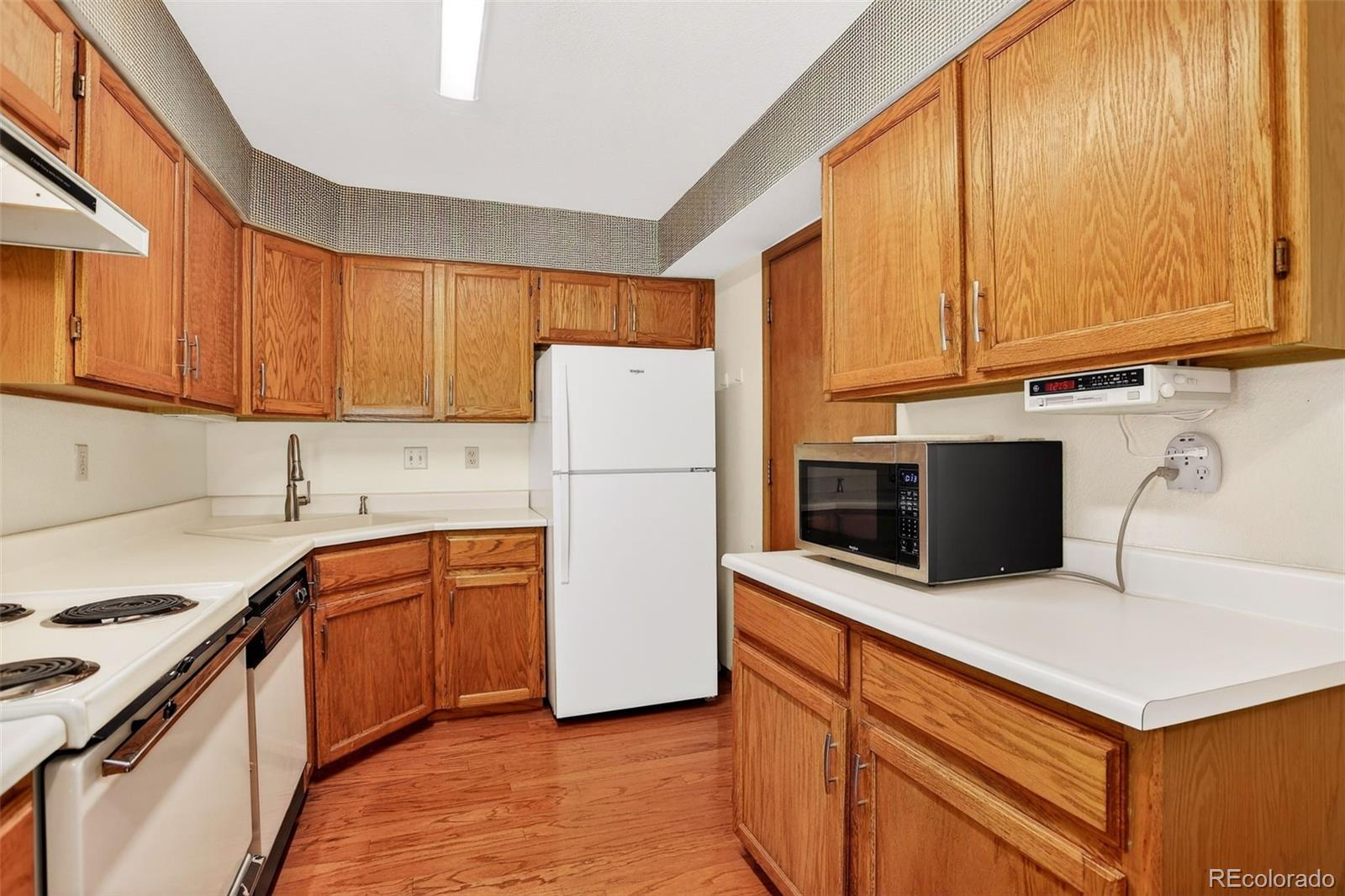 MLS Image #13 for 9157 w cedar drive,lakewood, Colorado