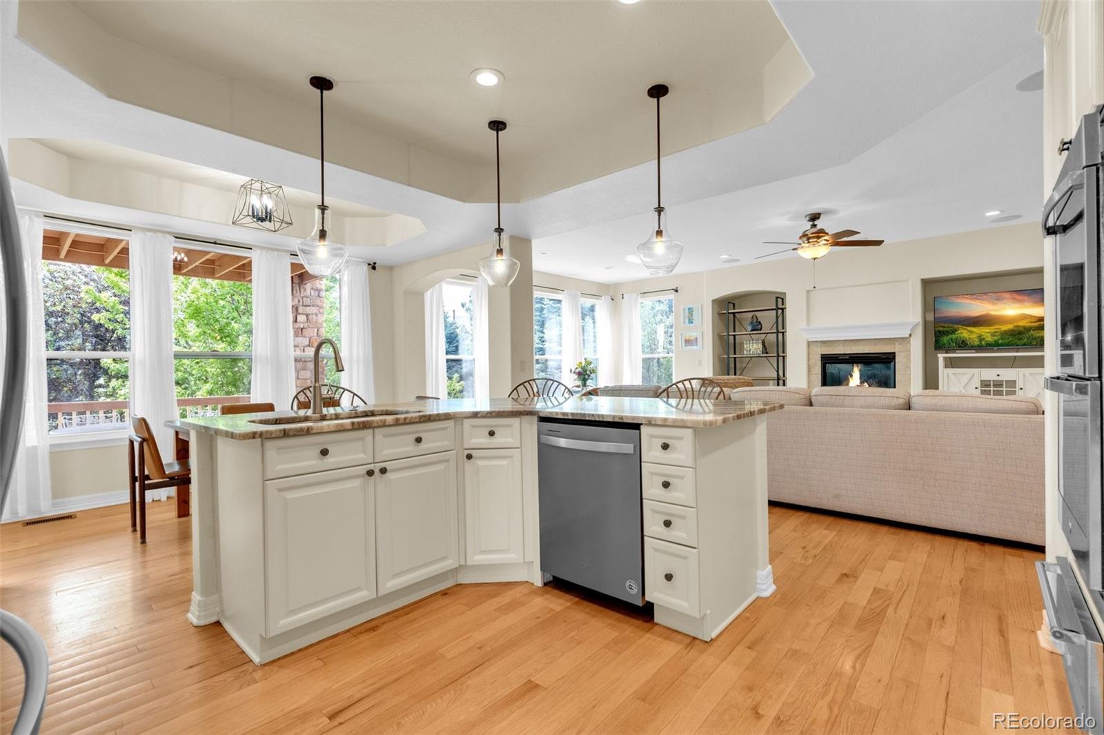 MLS Image #9 for 6493 s sedalia street,centennial, Colorado
