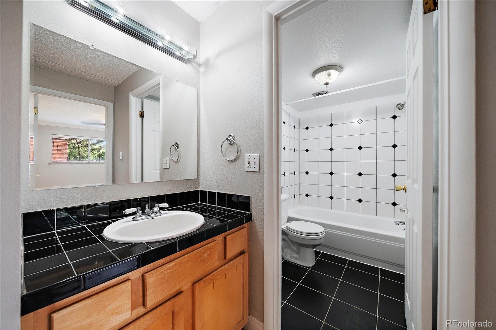 MLS Image #15 for 1267 n lafayette street,denver, Colorado