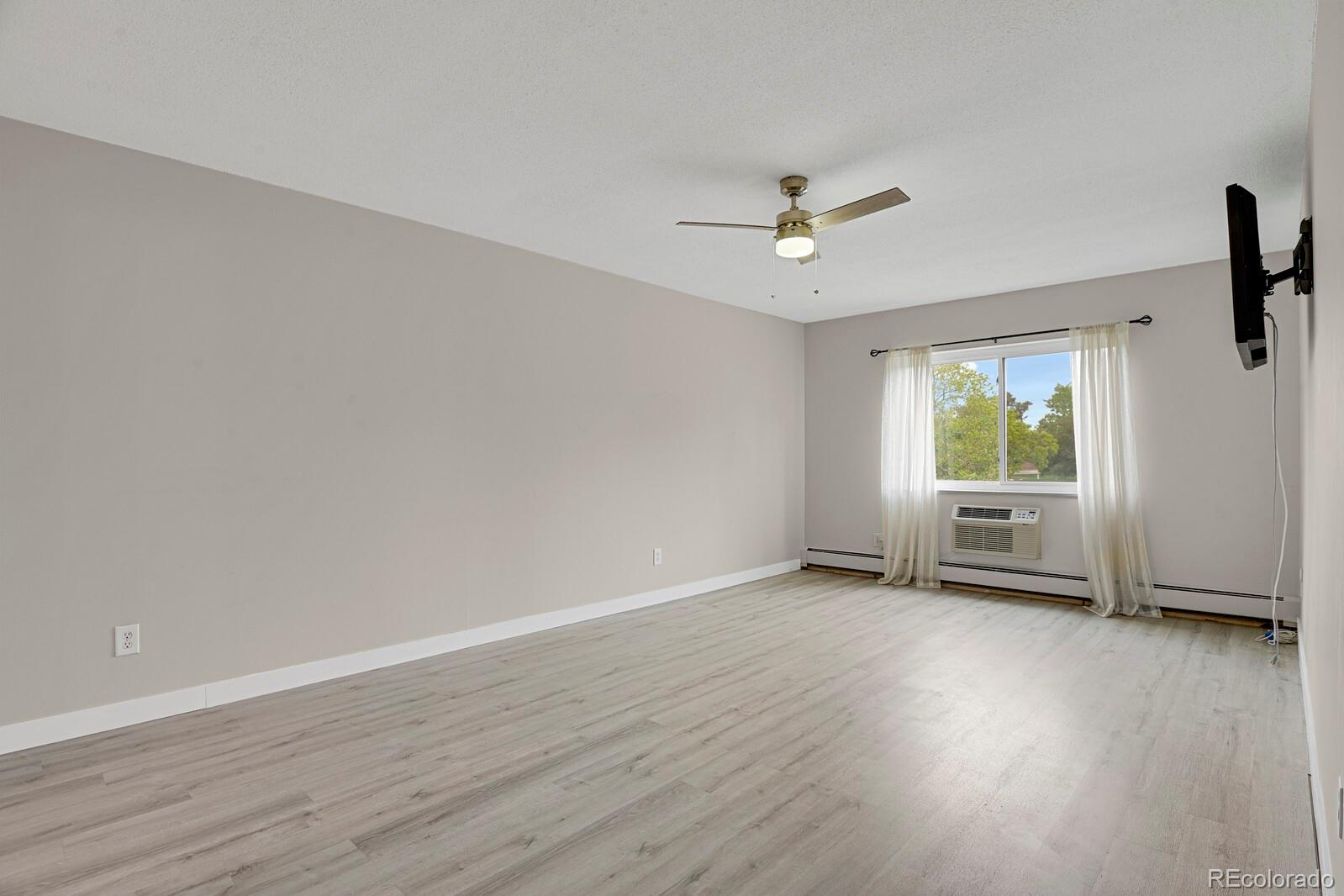 MLS Image #11 for 13618 e bethany place,aurora, Colorado