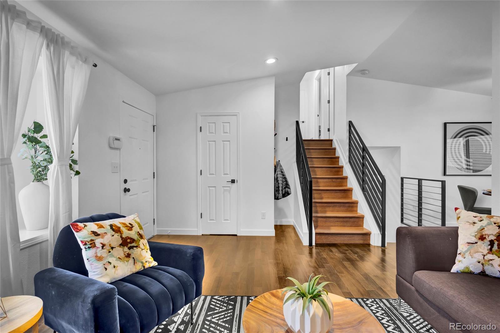 MLS Image #2 for 19768 e princeton place,aurora, Colorado