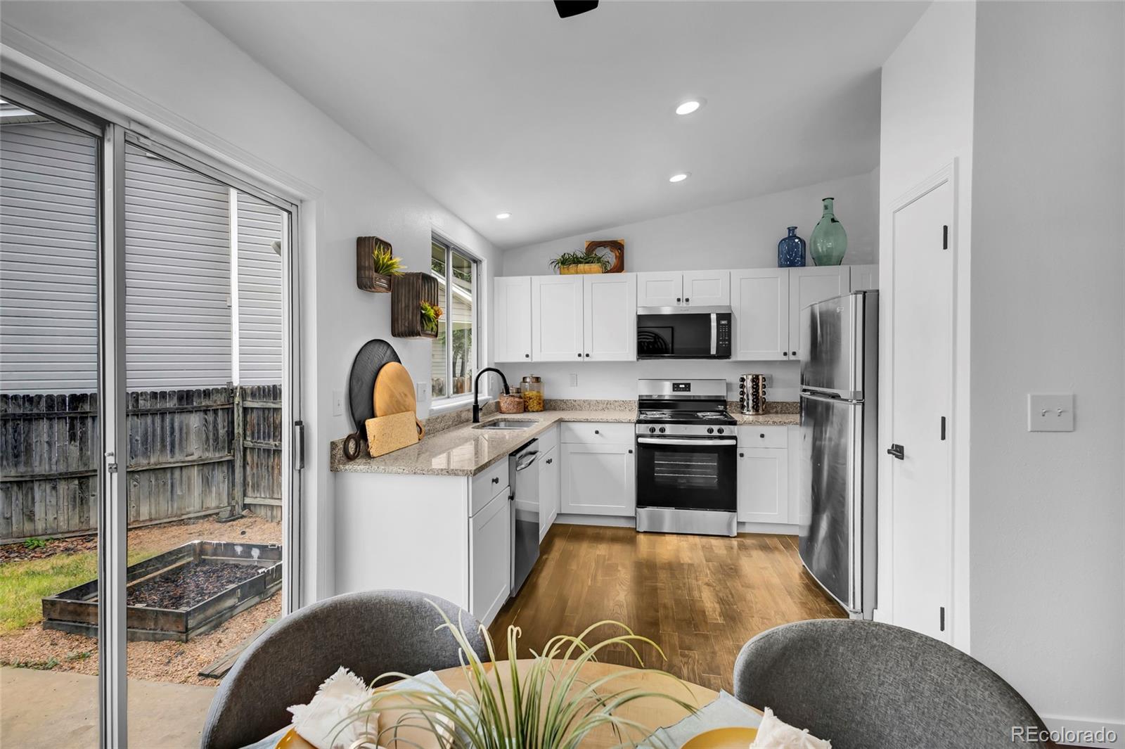 MLS Image #5 for 19768 e princeton place,aurora, Colorado
