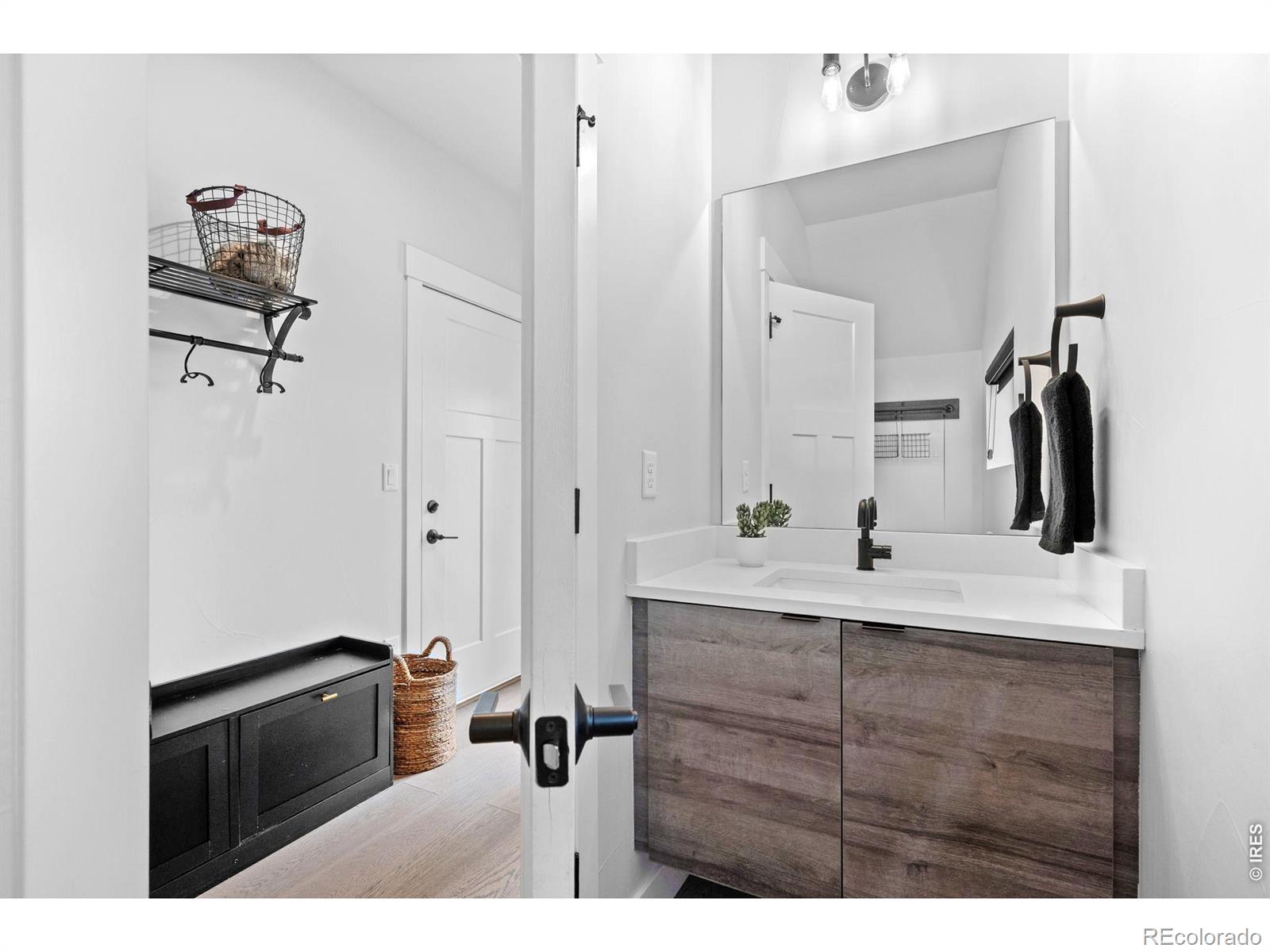 MLS Image #29 for 6295  king court,denver, Colorado