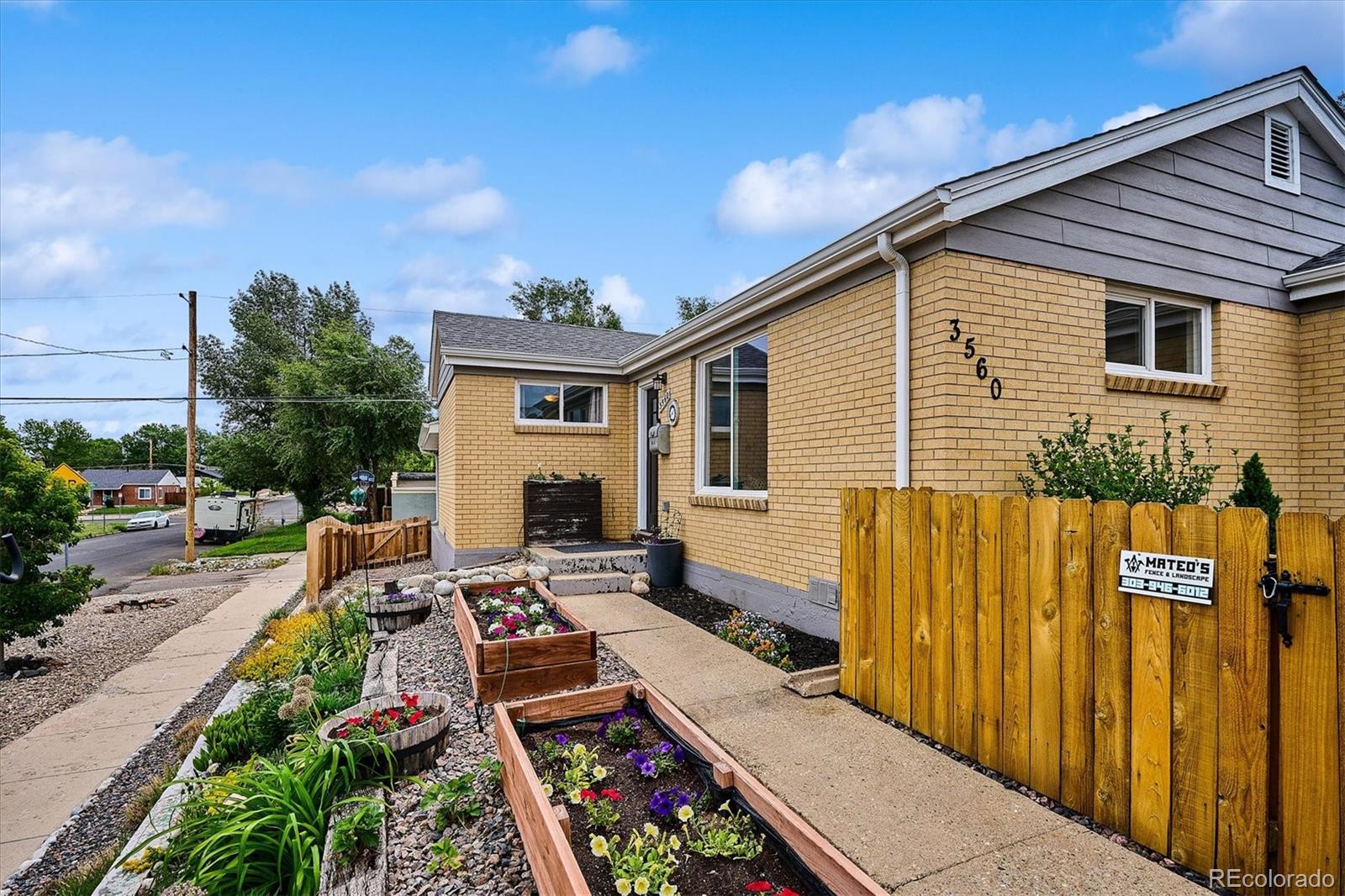 MLS Image #2 for 3560 n steele street,denver, Colorado