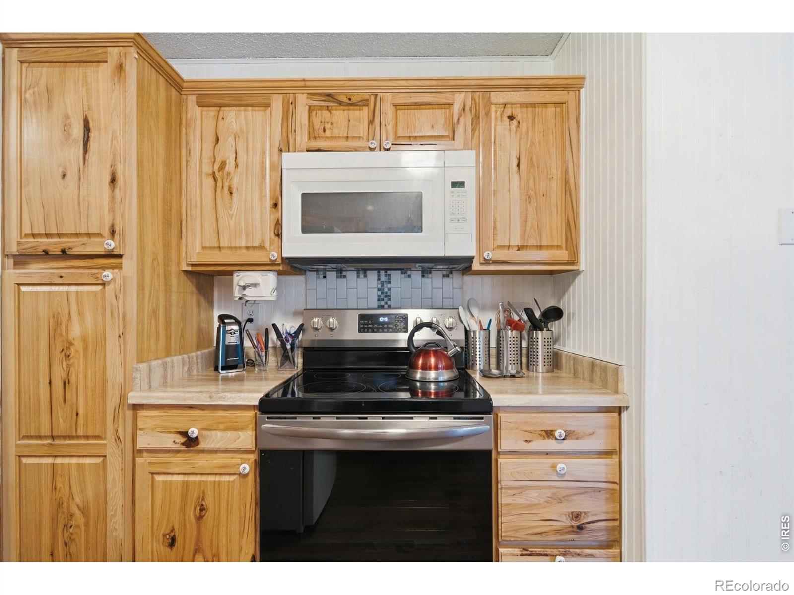 MLS Image #12 for 3726  conifer drive,loveland, Colorado