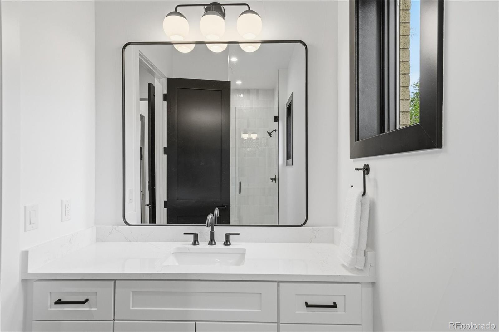 MLS Image #21 for 2442 s saint paul street,denver, Colorado
