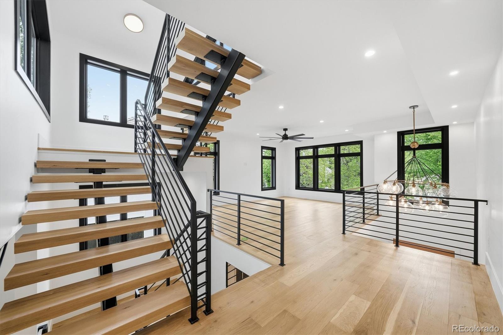 MLS Image #22 for 2442 s saint paul street,denver, Colorado