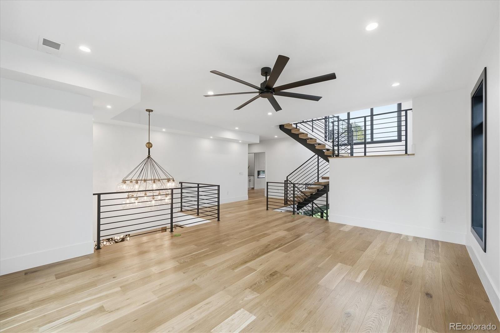 MLS Image #27 for 2442 s saint paul street,denver, Colorado