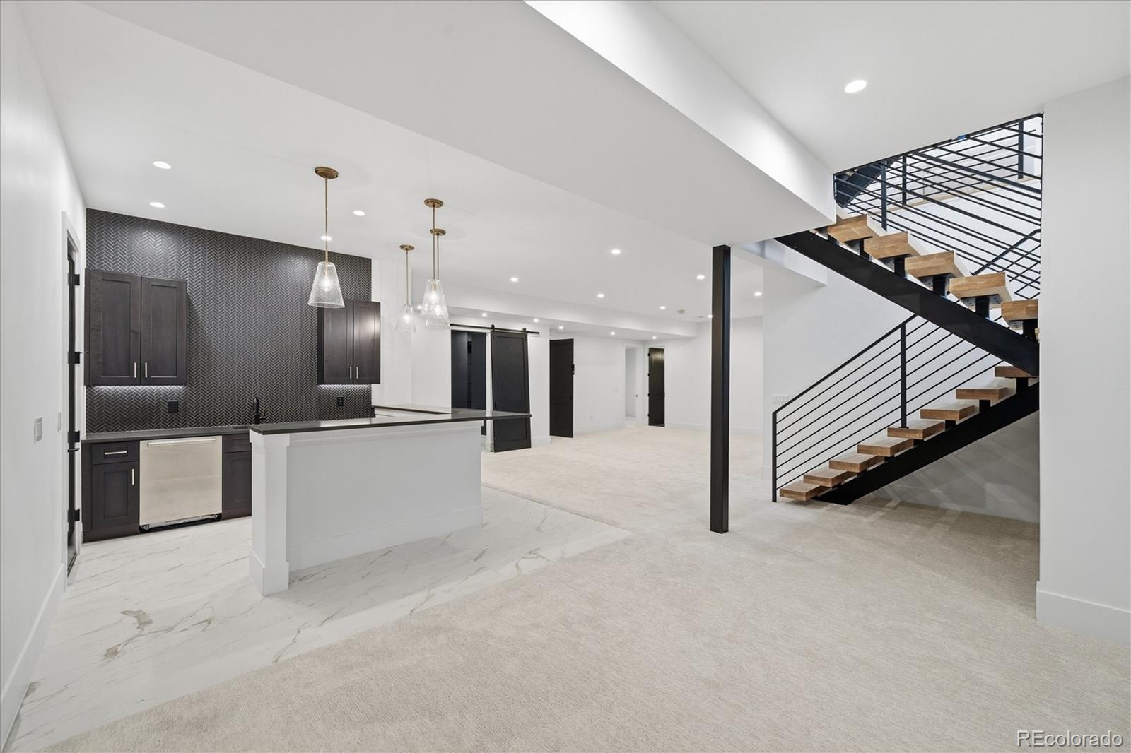 MLS Image #39 for 2442 s saint paul street,denver, Colorado