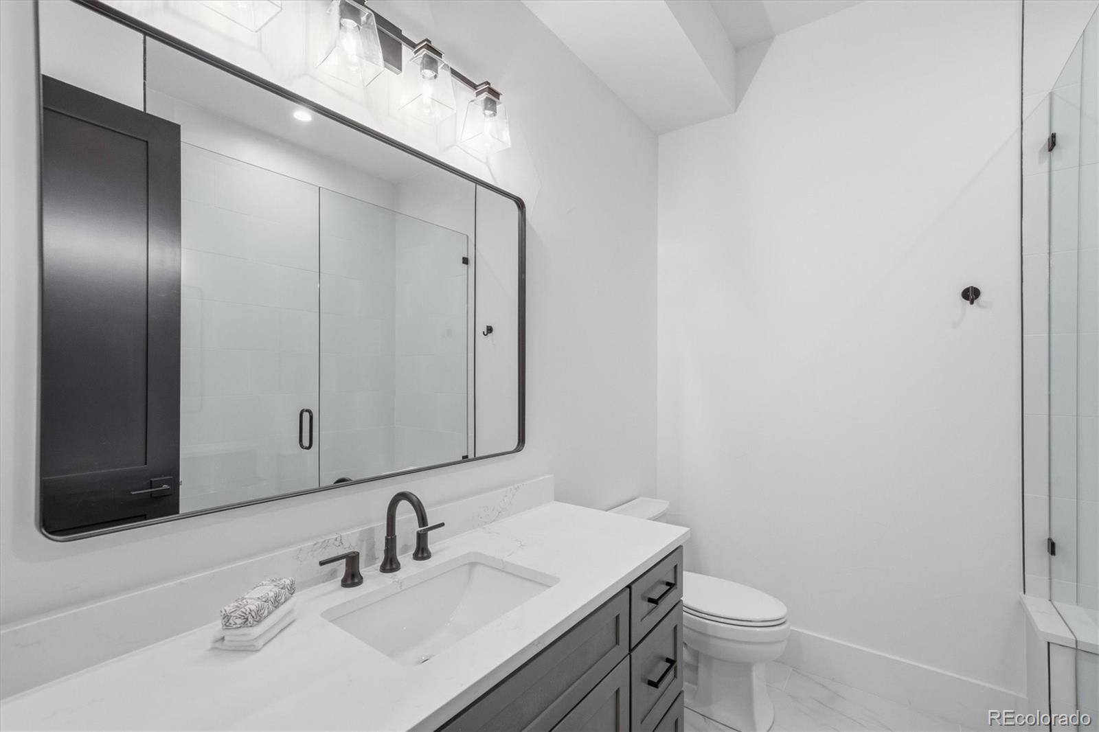 MLS Image #45 for 2442 s saint paul street,denver, Colorado