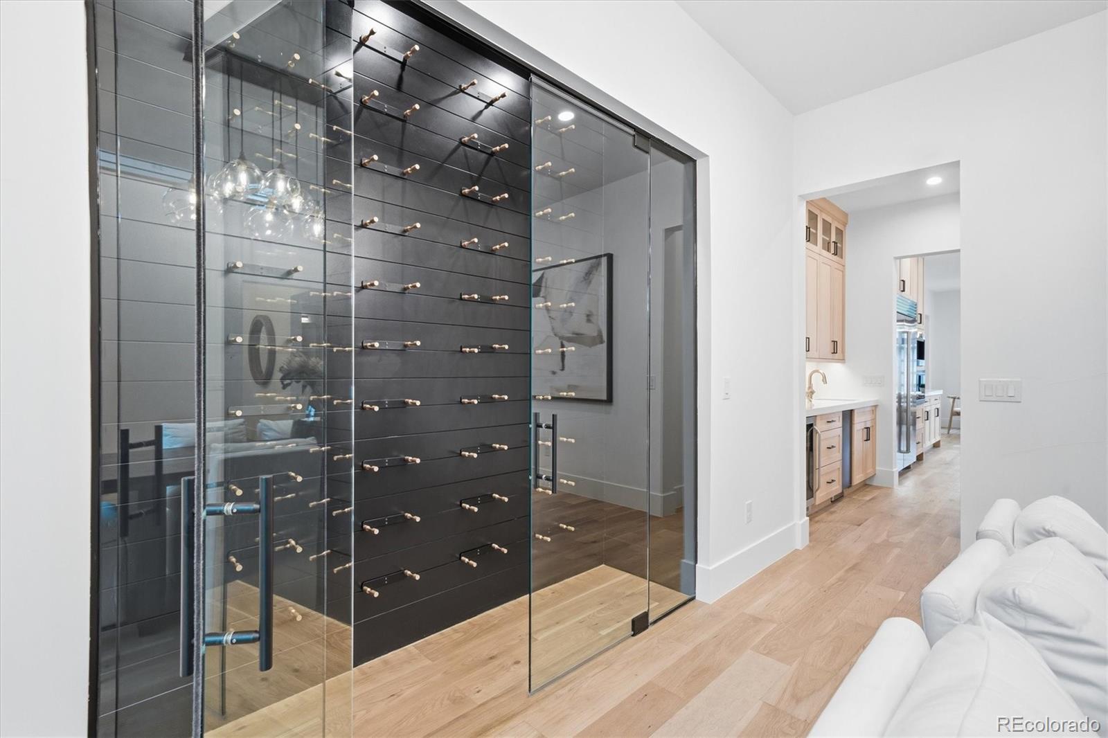 MLS Image #7 for 2442 s saint paul street,denver, Colorado