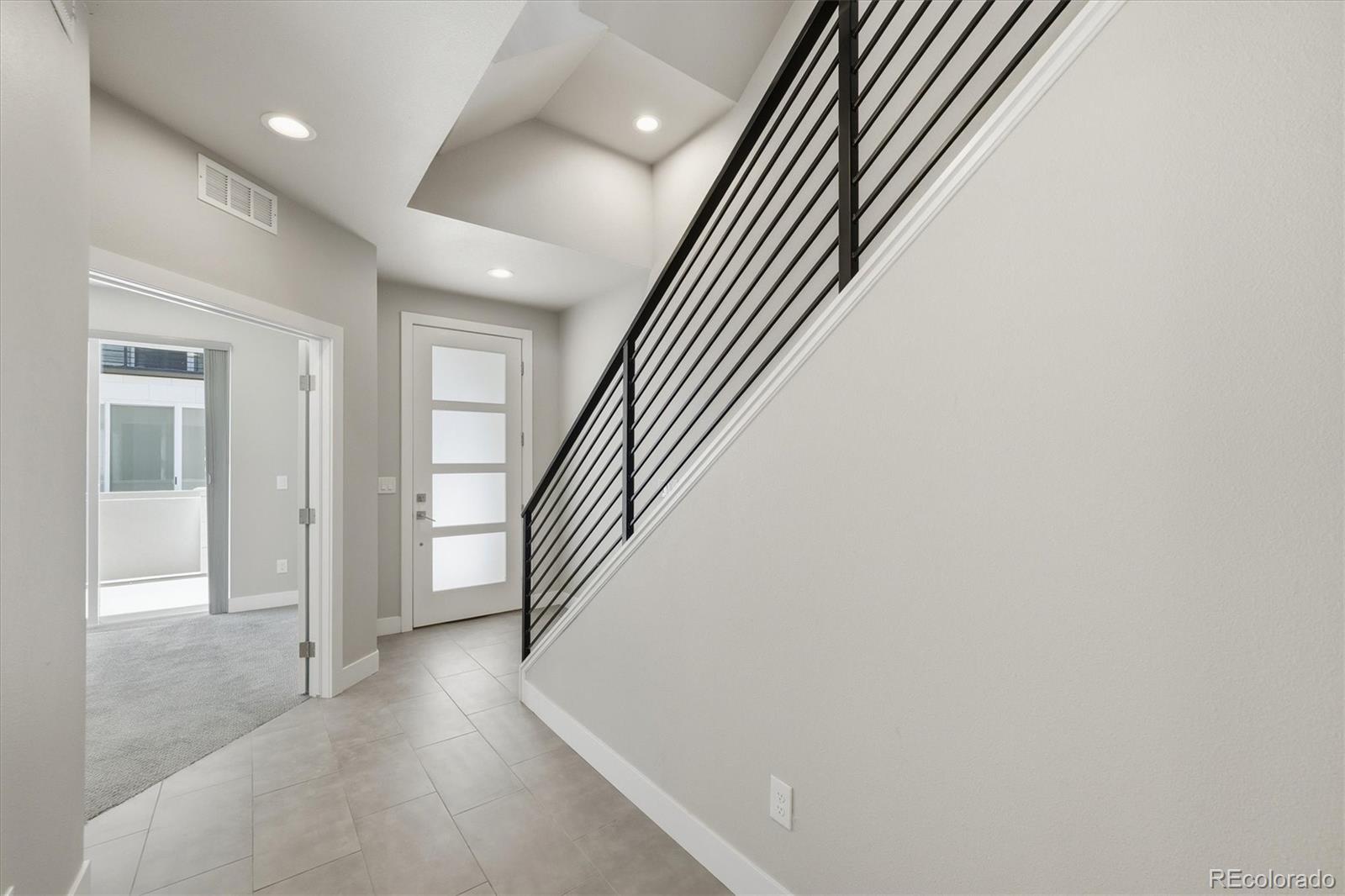 MLS Image #11 for 7851 w 51st avenue,arvada, Colorado