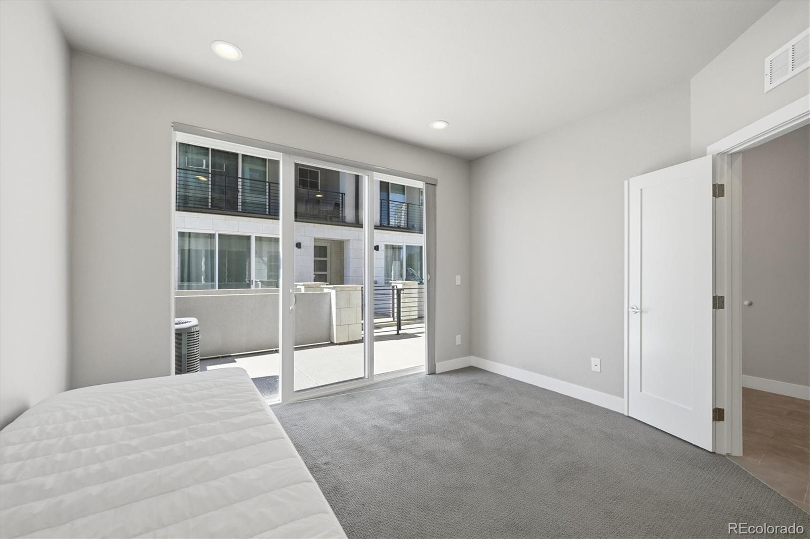 MLS Image #7 for 7851 w 51st avenue,arvada, Colorado