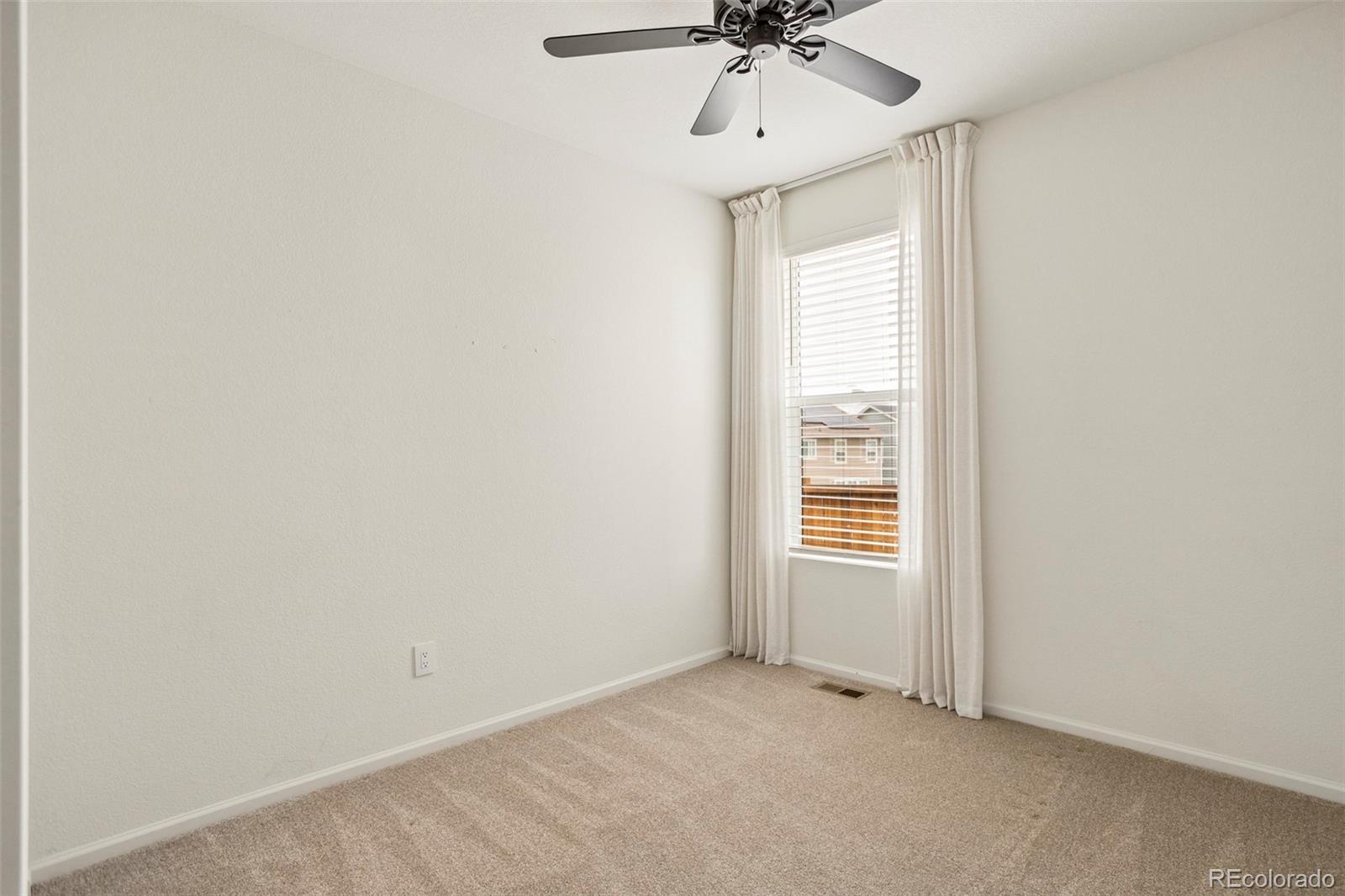MLS Image #21 for 855 n waterloo circle,aurora, Colorado