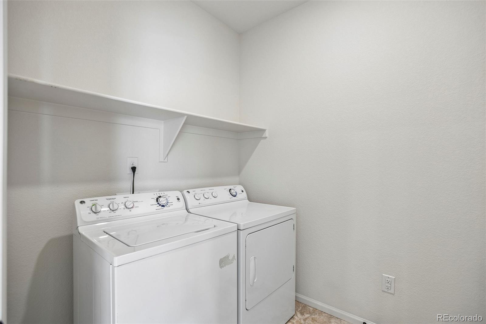 MLS Image #25 for 855 n waterloo circle,aurora, Colorado