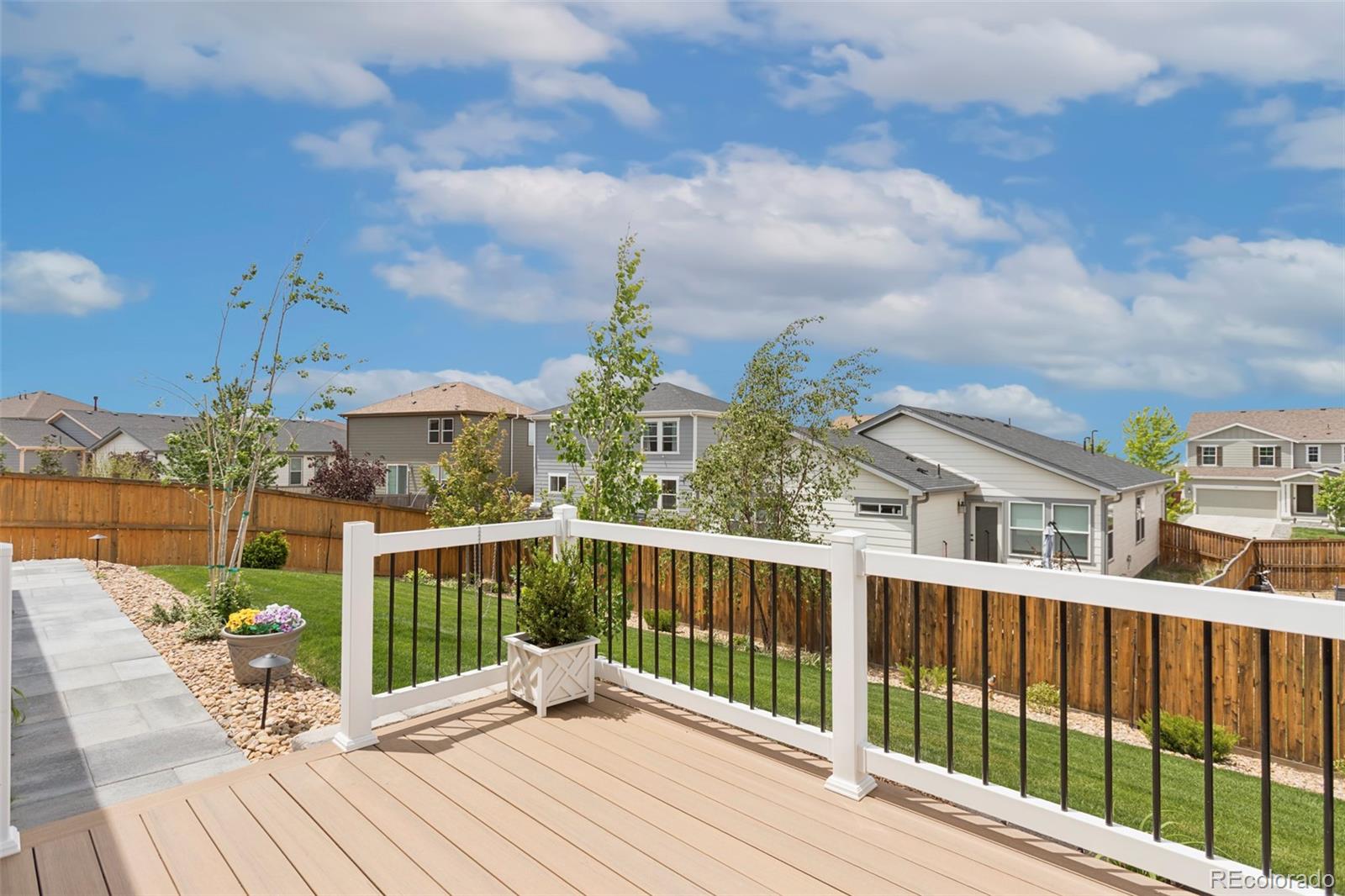 MLS Image #28 for 855 n waterloo circle,aurora, Colorado
