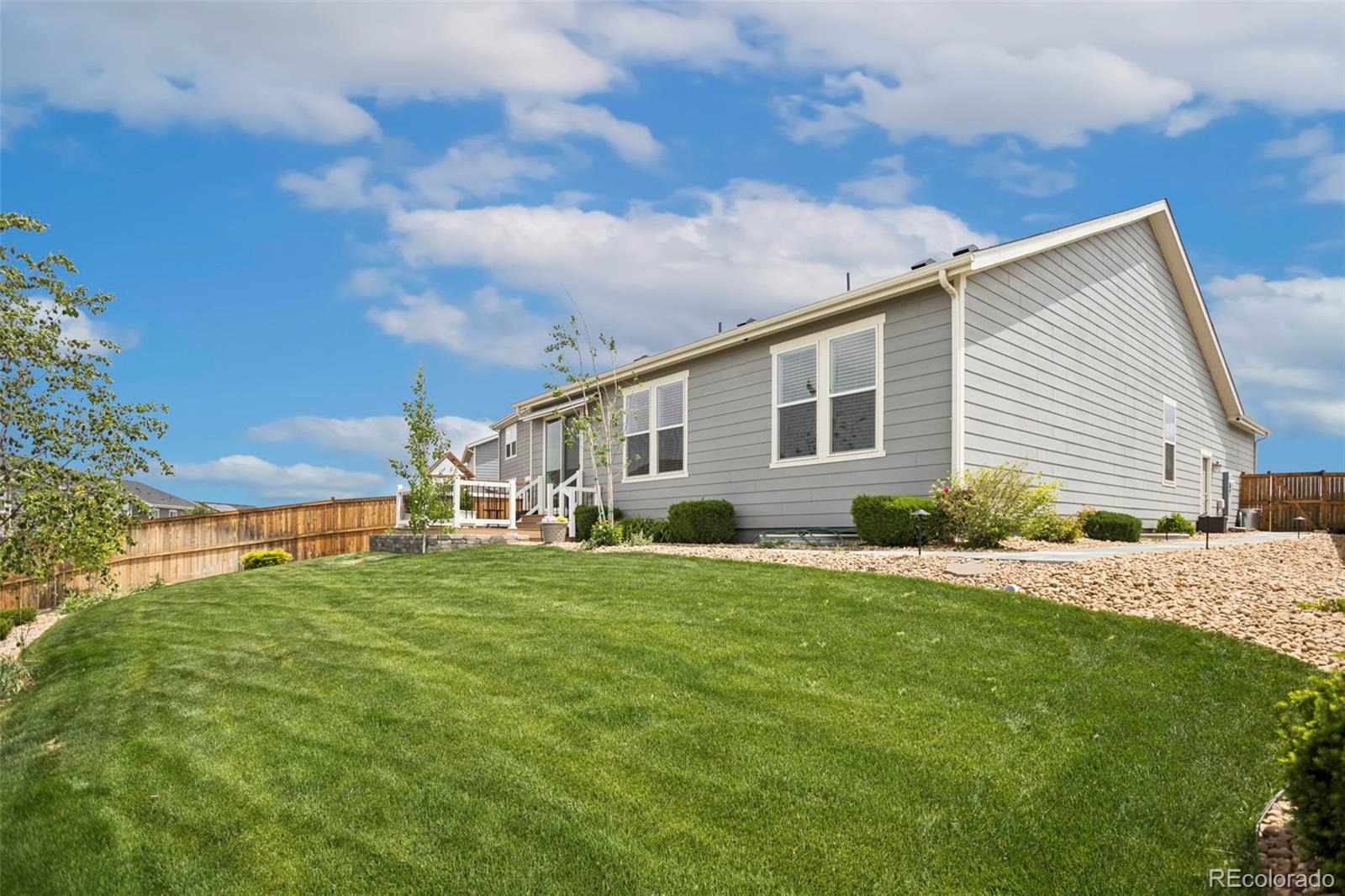 MLS Image #30 for 855 n waterloo circle,aurora, Colorado