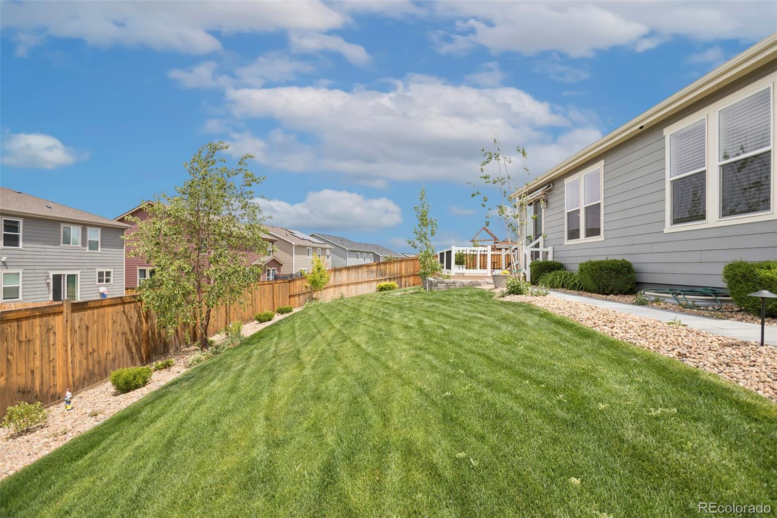 MLS Image #31 for 855 n waterloo circle,aurora, Colorado
