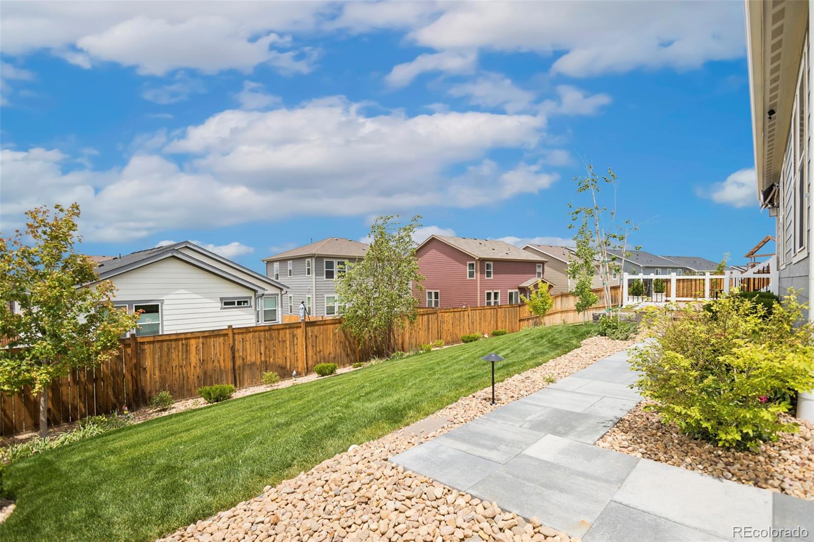 MLS Image #32 for 855 n waterloo circle,aurora, Colorado