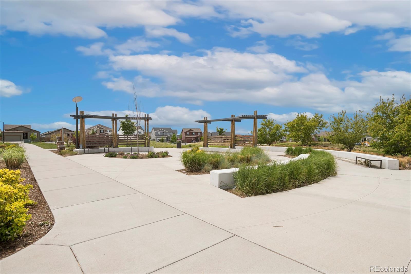 MLS Image #34 for 855 n waterloo circle,aurora, Colorado