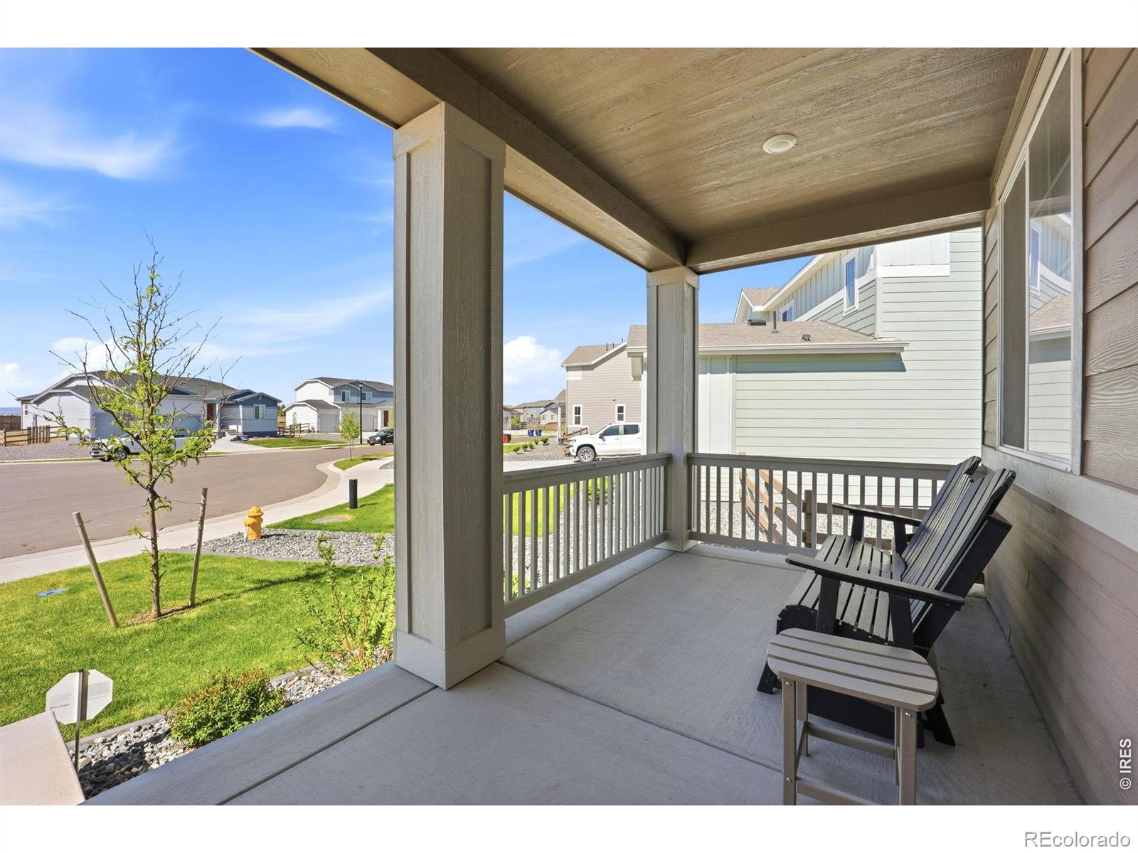 MLS Image #3 for 5817  farmstead place,mead, Colorado