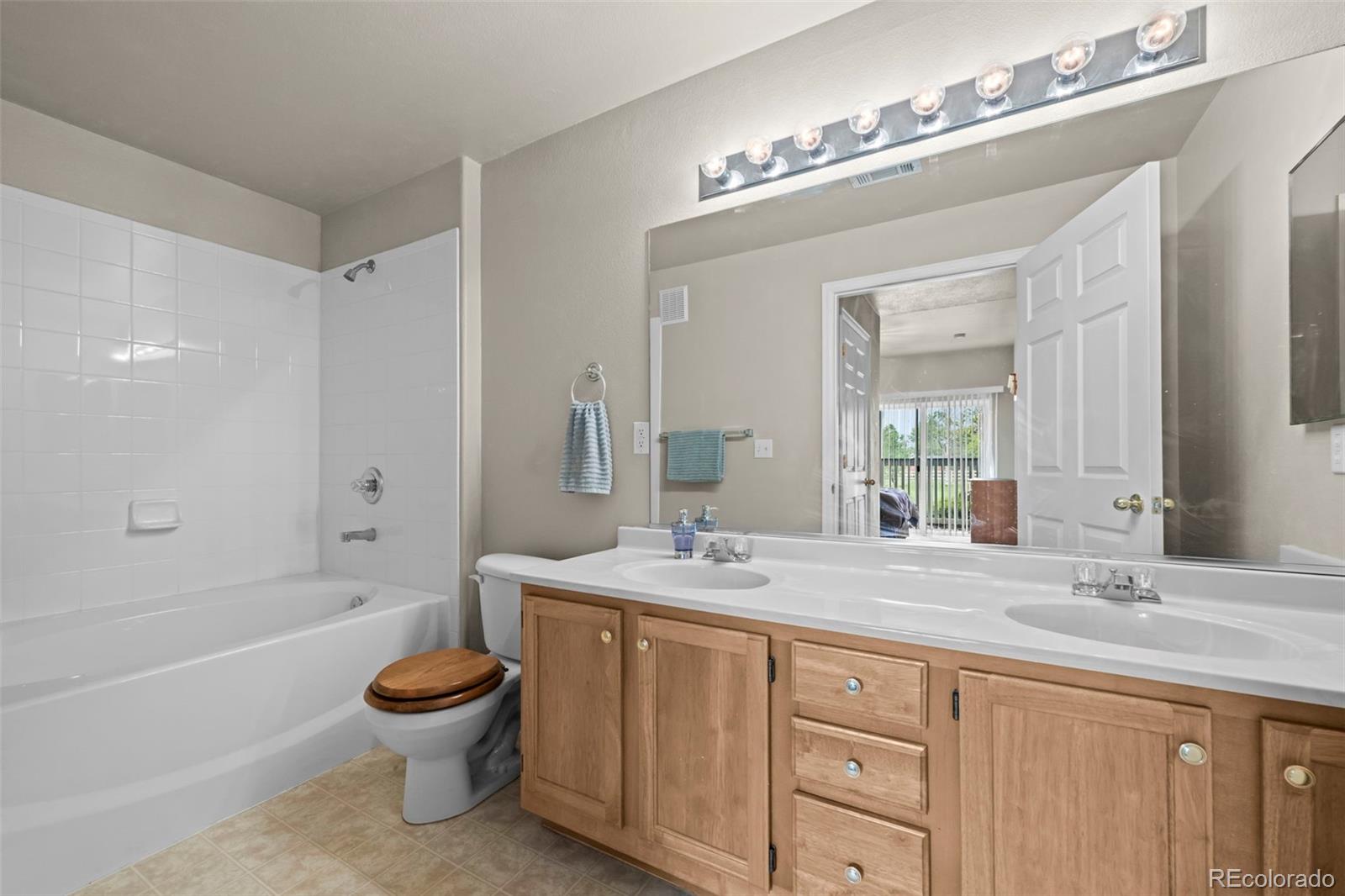 MLS Image #20 for 1010  opal street 104,broomfield, Colorado