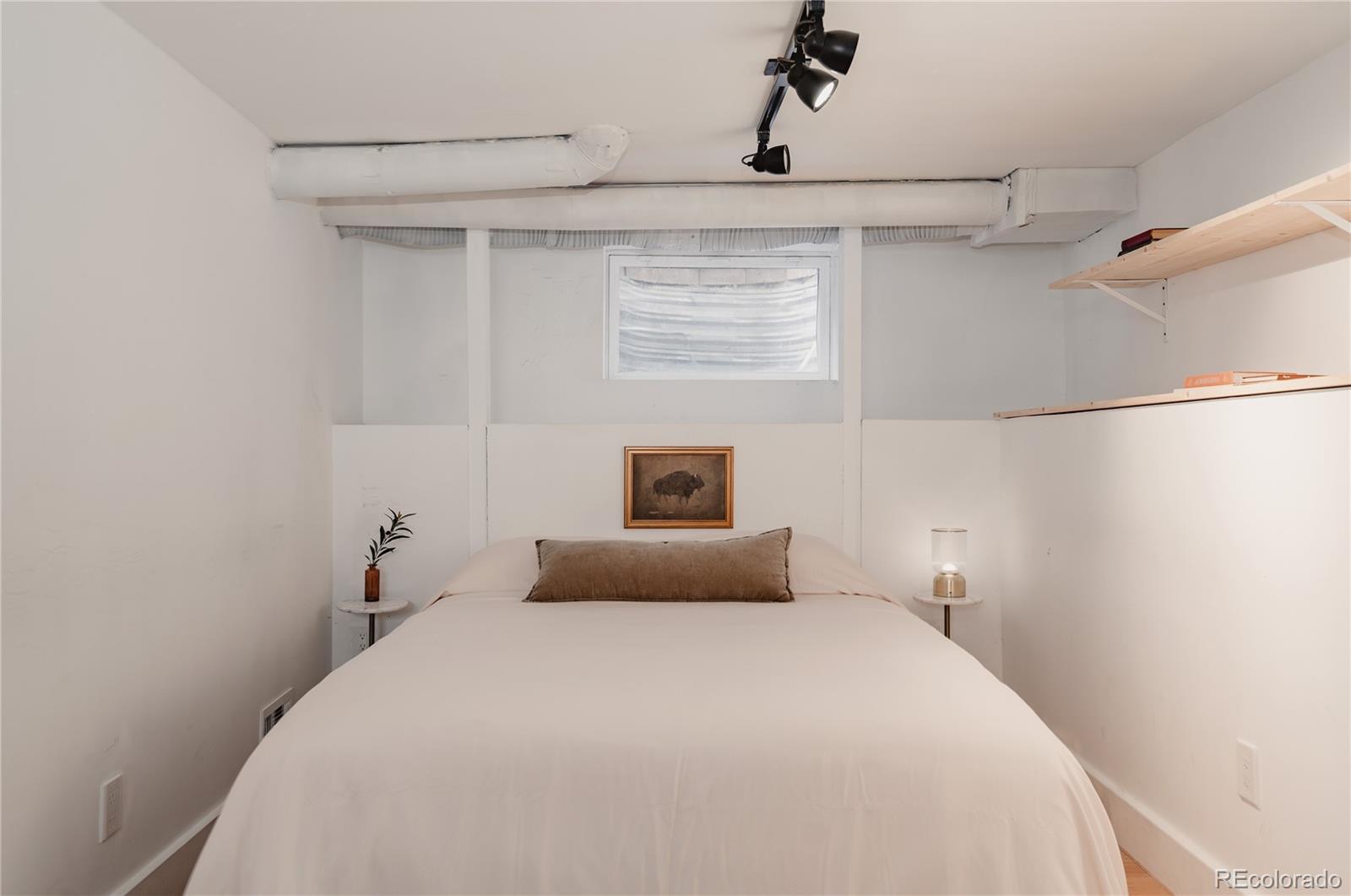 MLS Image #36 for 1679 s grant street,denver, Colorado