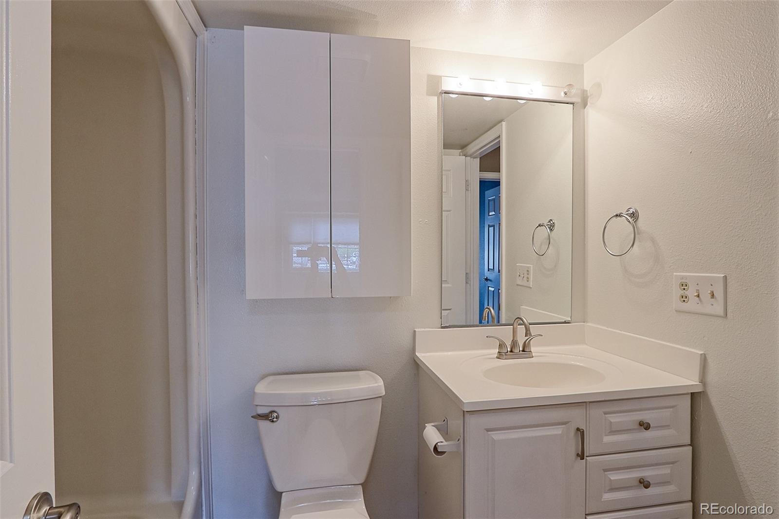 MLS Image #15 for 12645 e pacific circle,aurora, Colorado