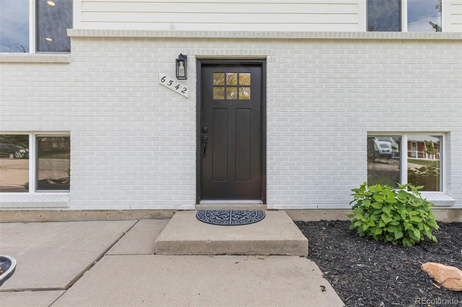 MLS Image #5 for 6542  iris street,arvada, Colorado