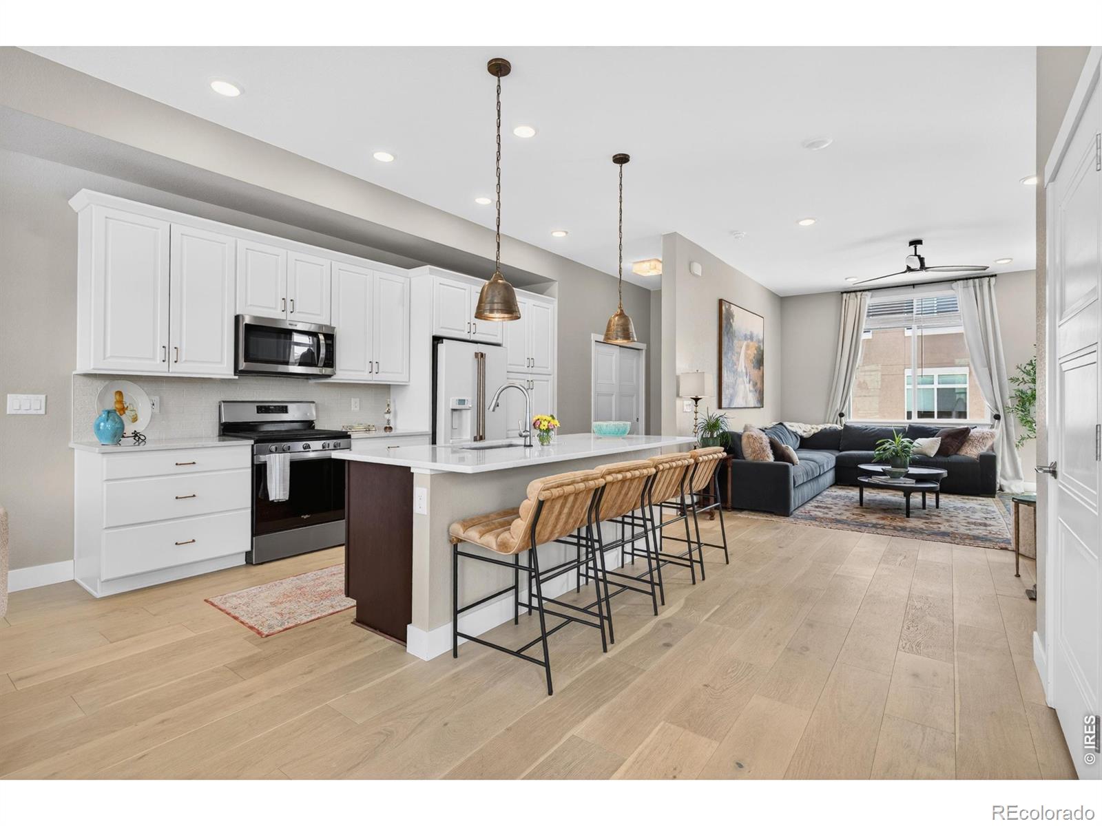 MLS Image #11 for 2250 s mcintyre street,lakewood, Colorado