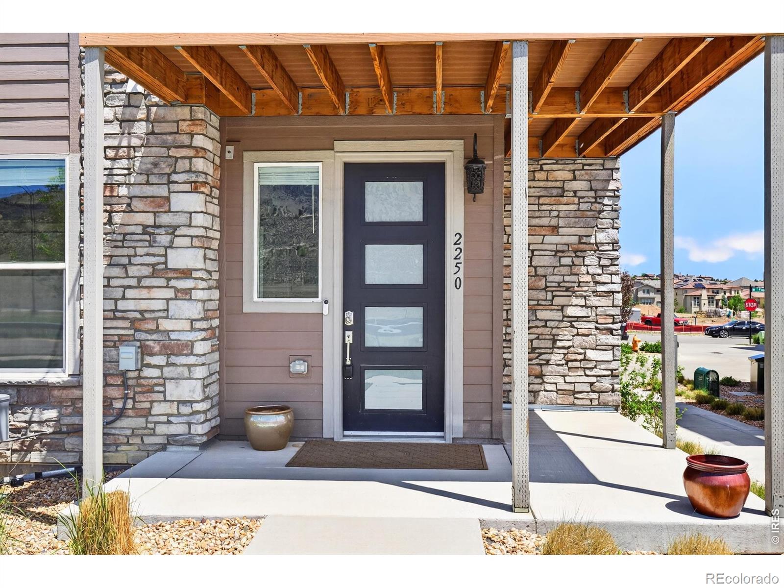 MLS Image #4 for 2250 s mcintyre street,lakewood, Colorado