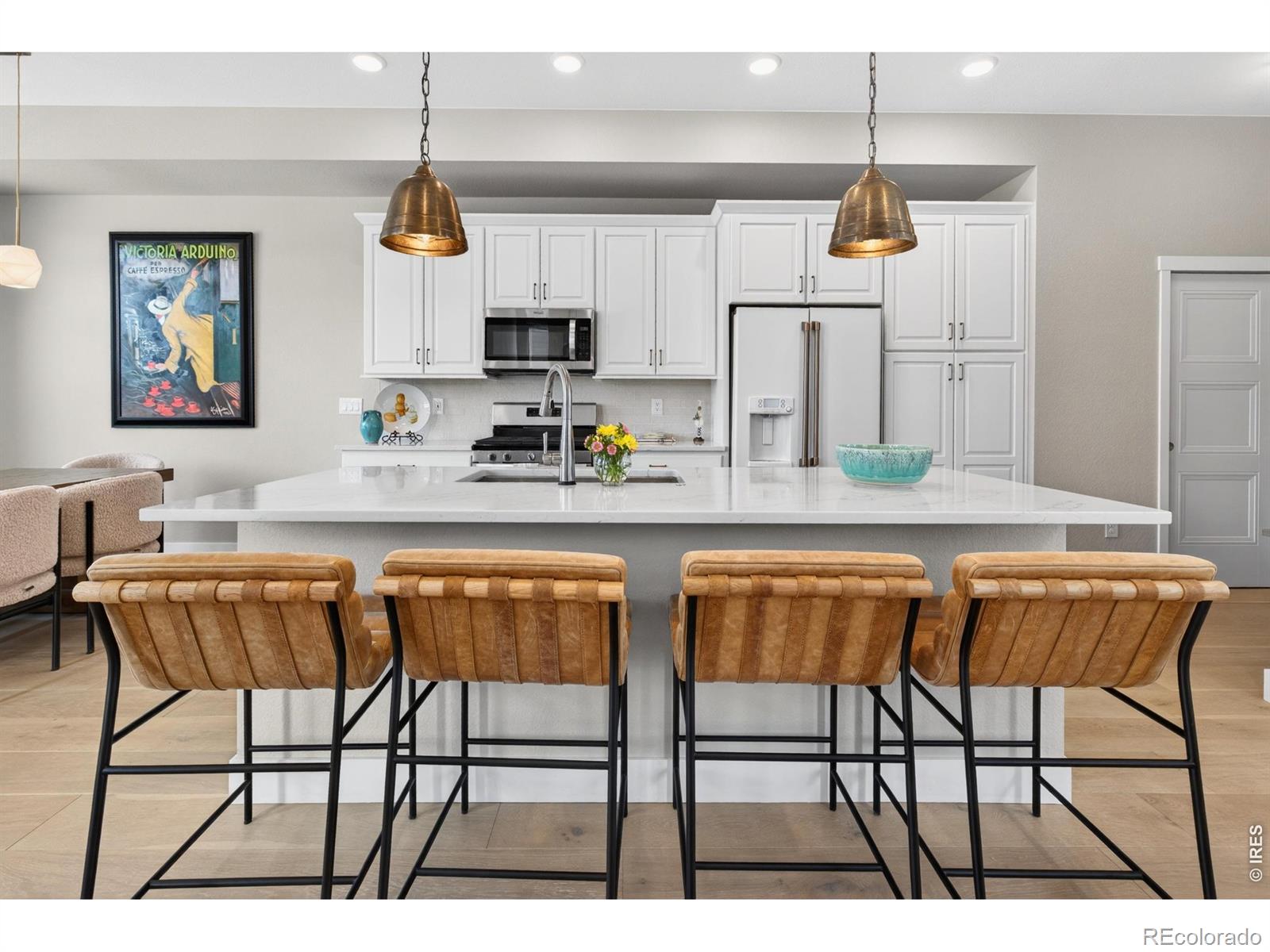 MLS Image #6 for 2250 s mcintyre street,lakewood, Colorado