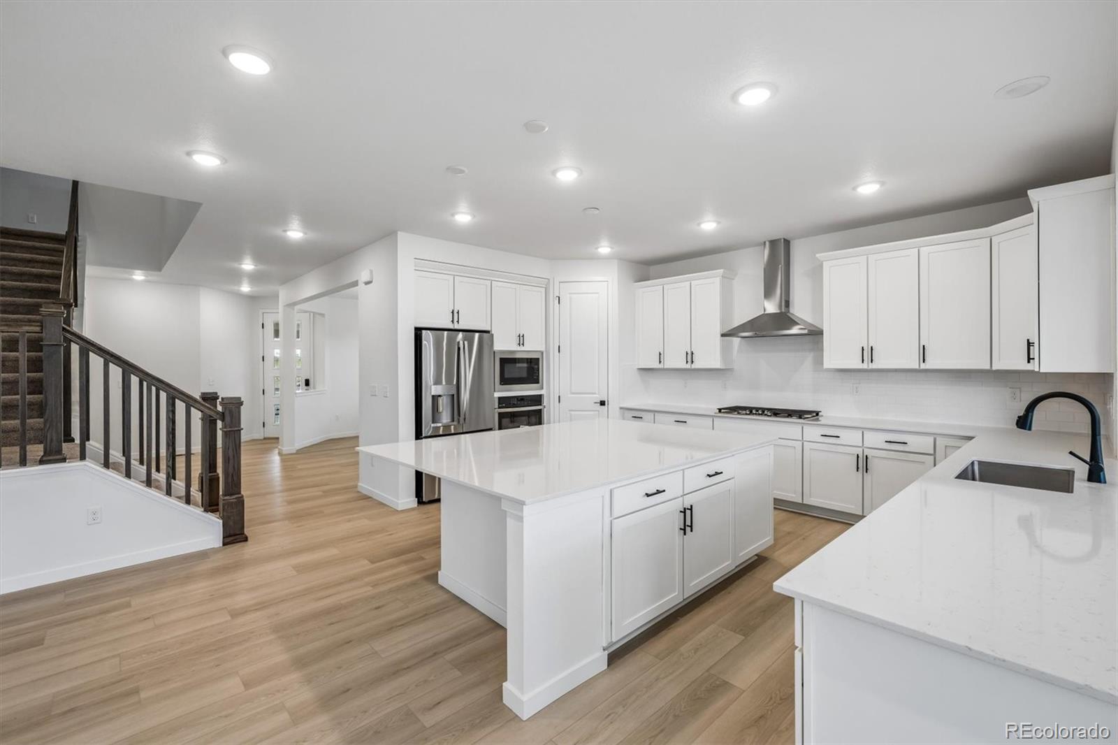 MLS Image #11 for 3731 n hayleyville street,aurora, Colorado