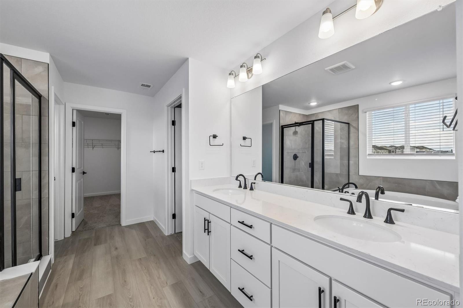 MLS Image #16 for 3731 n hayleyville street,aurora, Colorado