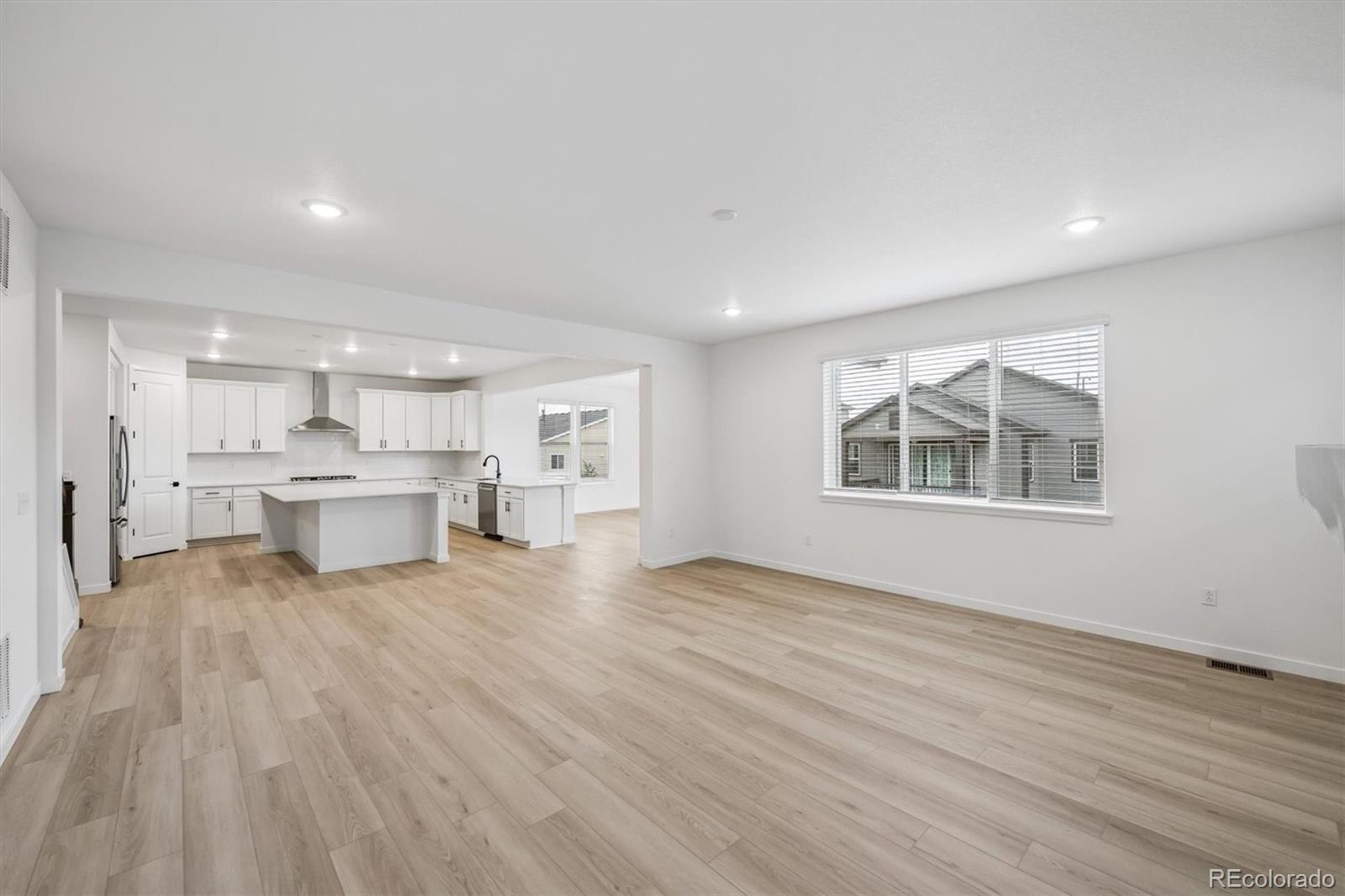 MLS Image #8 for 3731 n hayleyville street,aurora, Colorado