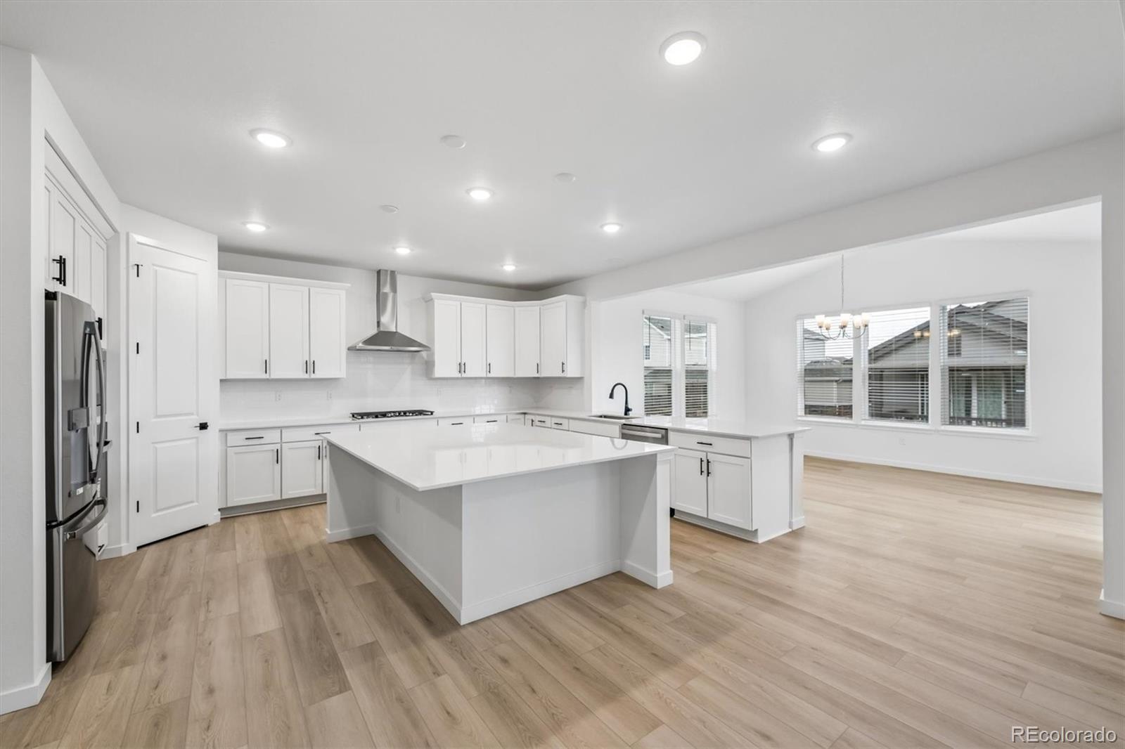 MLS Image #9 for 3731 n hayleyville street,aurora, Colorado