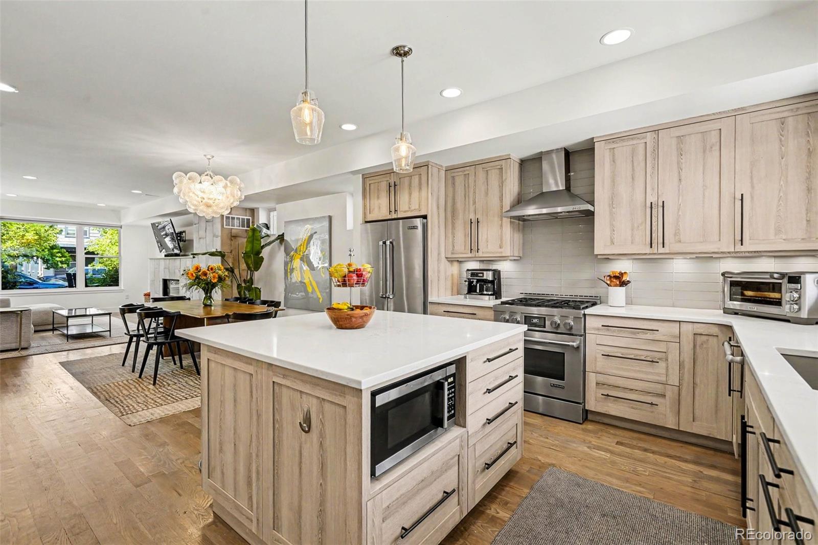 MLS Image #12 for 2538 n clarkson street,denver, Colorado