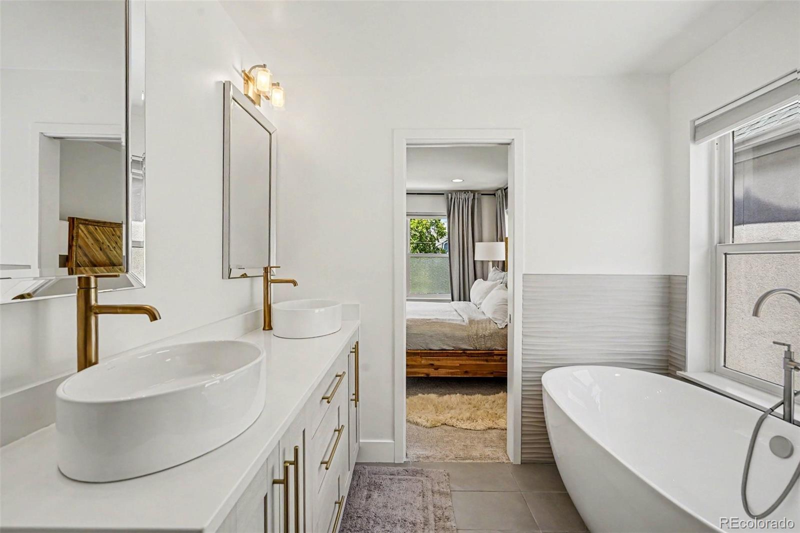 MLS Image #19 for 2538 n clarkson street,denver, Colorado