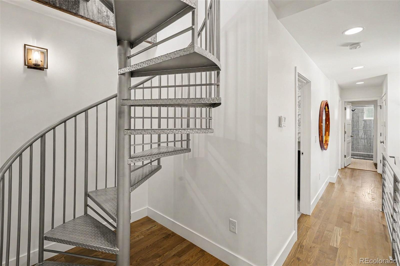 MLS Image #30 for 2538 n clarkson street,denver, Colorado