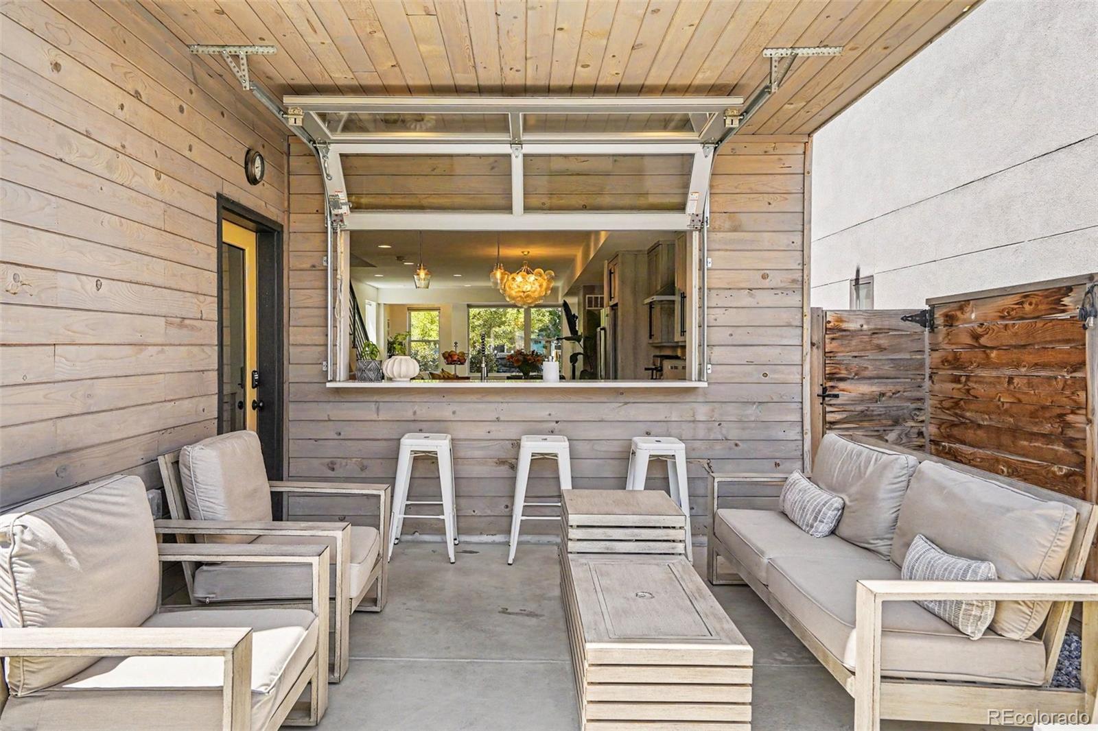 MLS Image #42 for 2538 n clarkson street,denver, Colorado