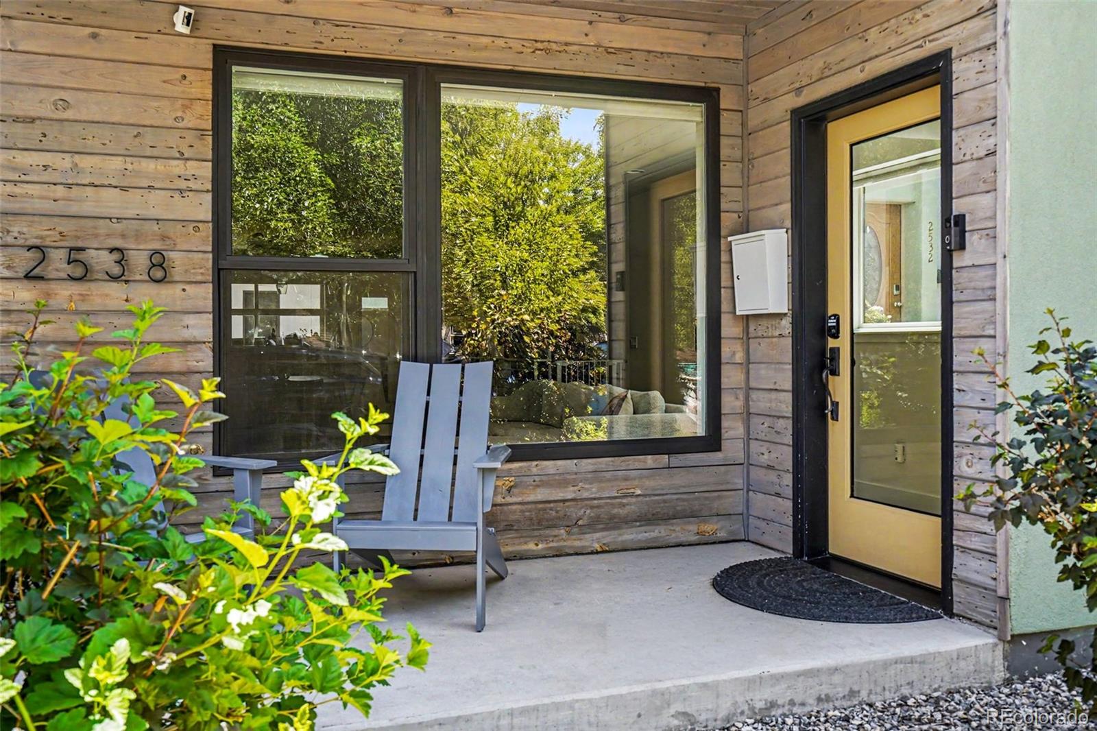 MLS Image #5 for 2538 n clarkson street,denver, Colorado