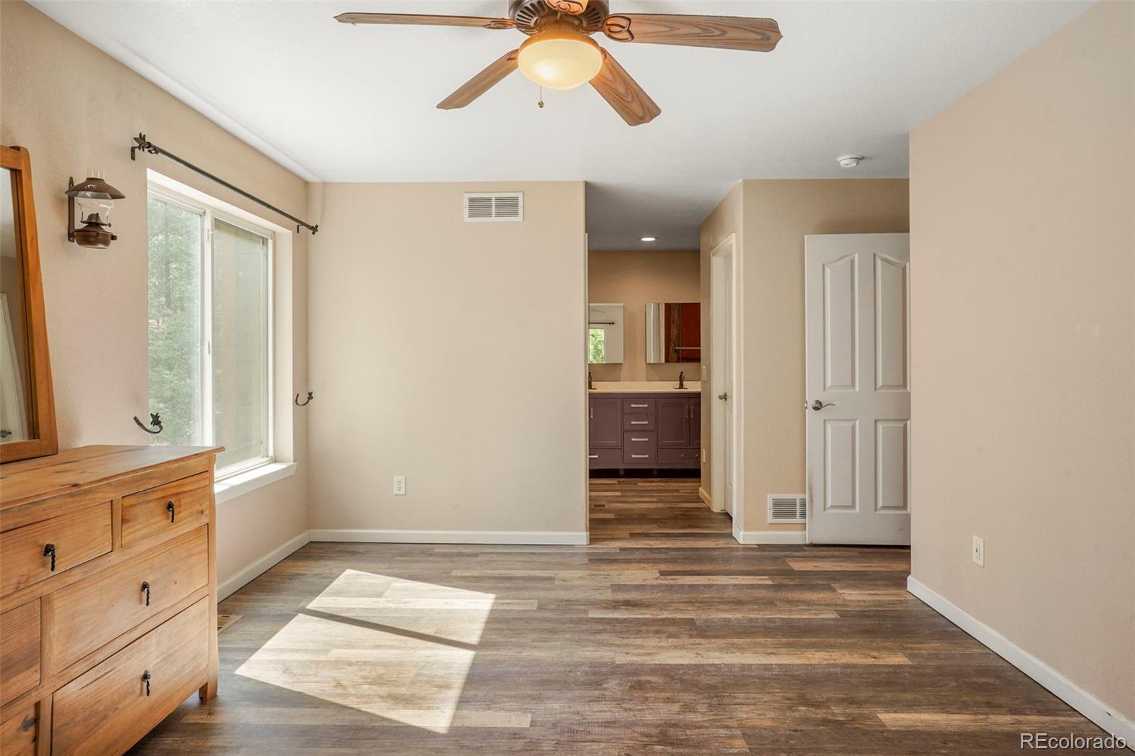 MLS Image #17 for 1424  high drive,sedalia, Colorado