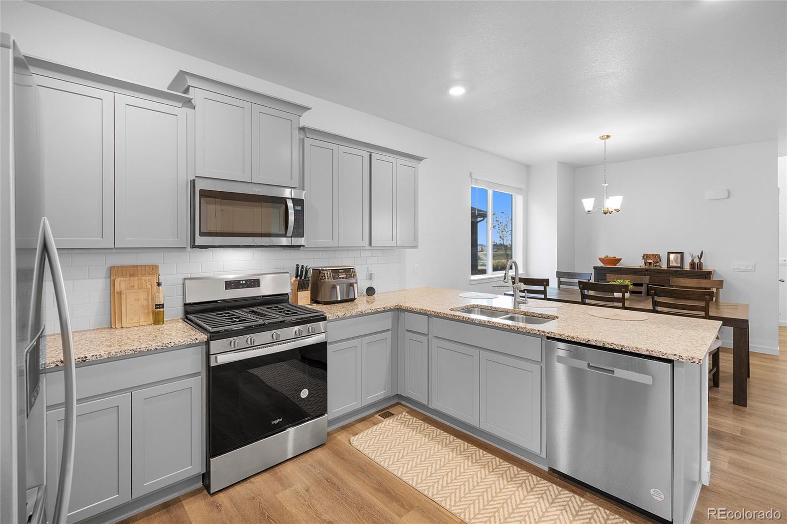 MLS Image #11 for 28274 e 8th place,watkins, Colorado