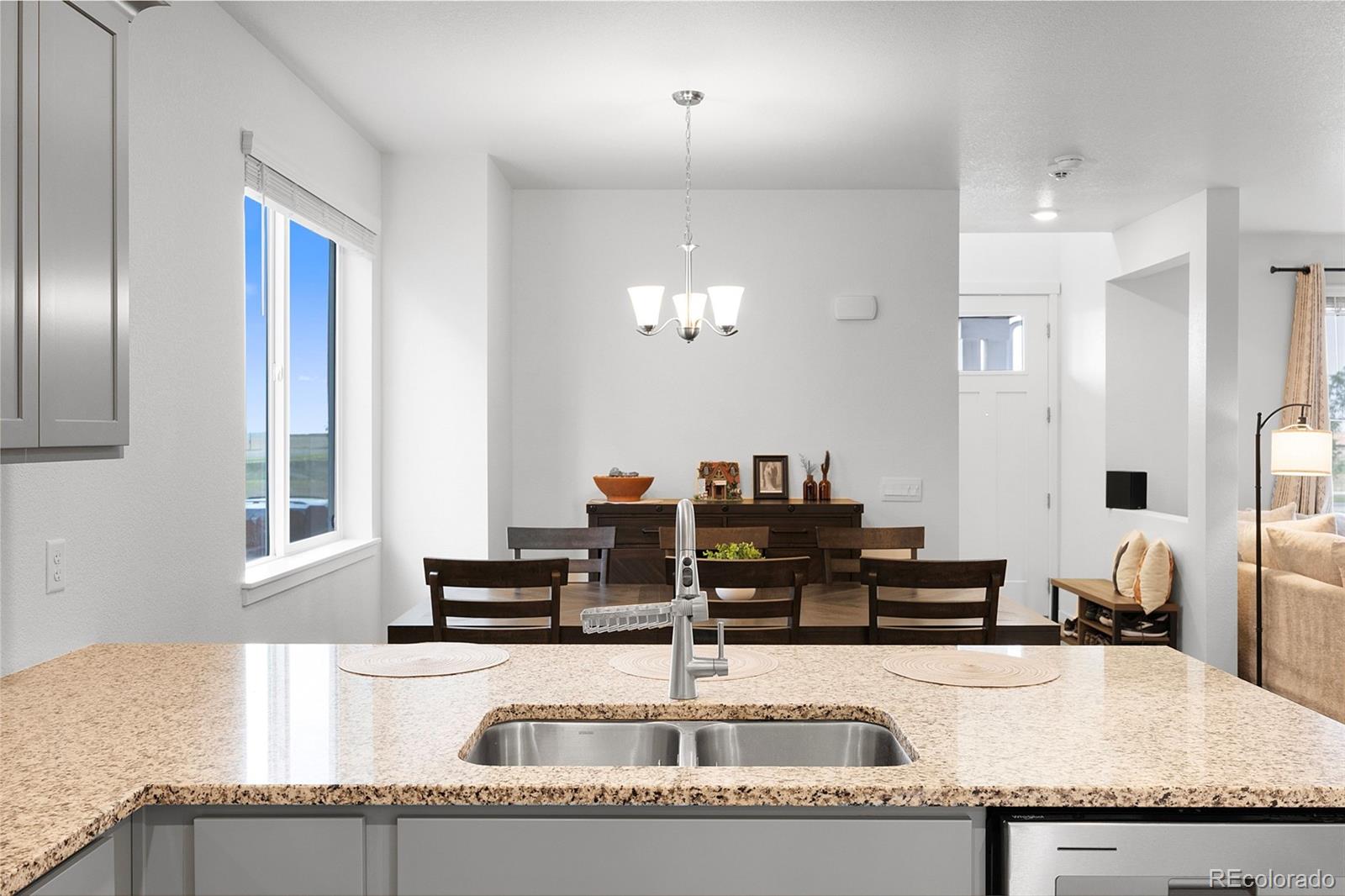 MLS Image #13 for 28274 e 8th place,watkins, Colorado