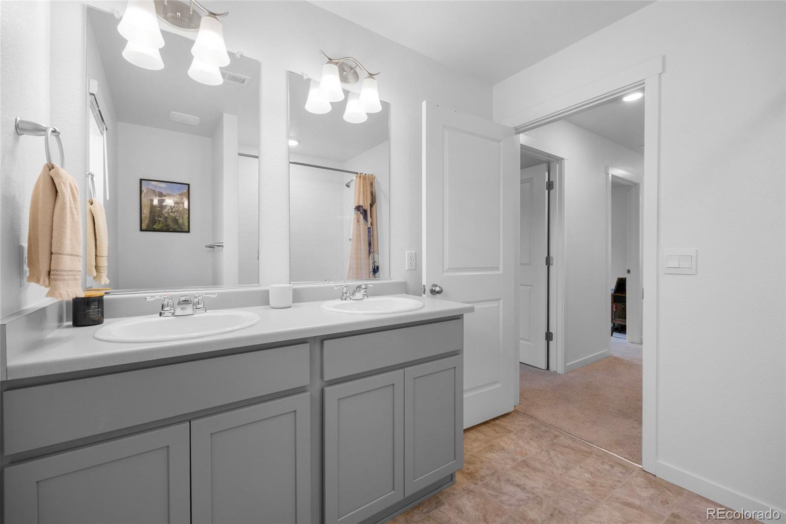 MLS Image #23 for 28274 e 8th place,watkins, Colorado