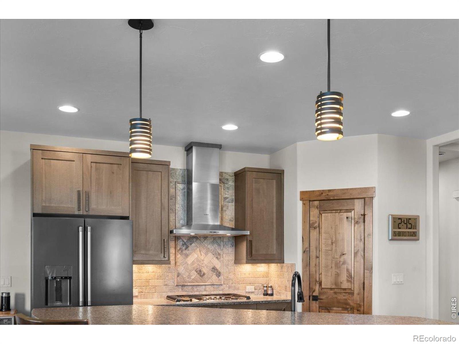 MLS Image #18 for 1336  paramount drive,berthoud, Colorado